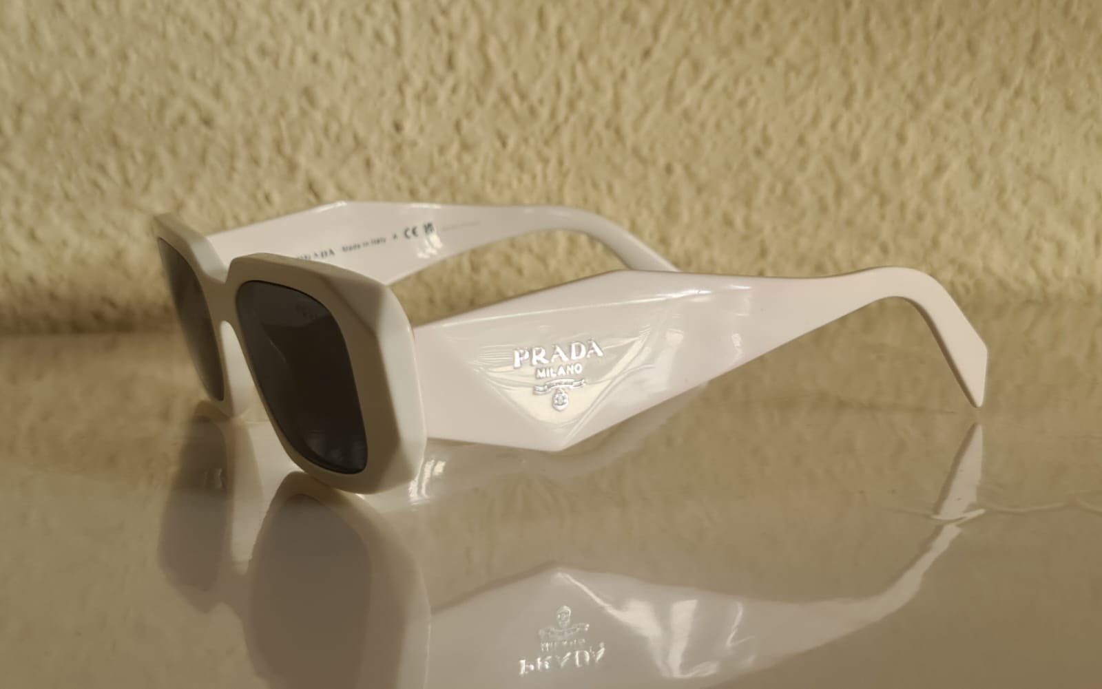 Prada Symbole SPR17W White Acetate Sunglasses Oversized Grey Lenses 49-20-145
