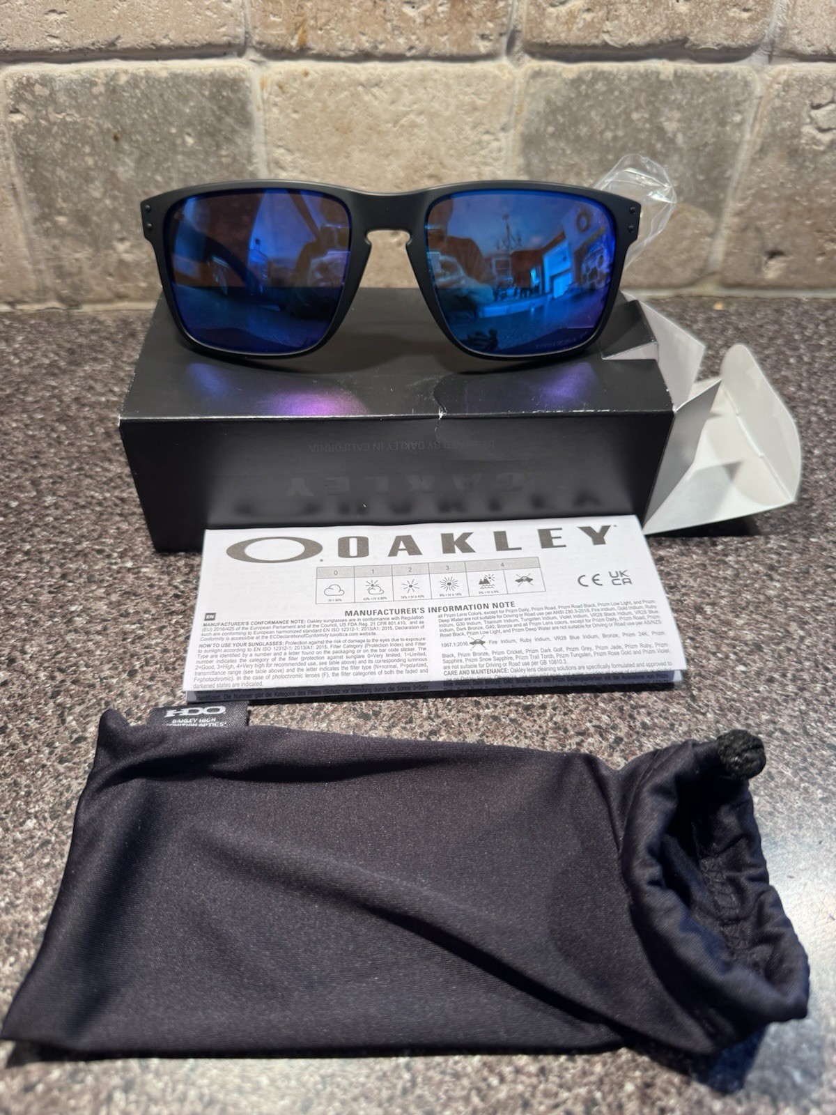 Oakley 0OO9417 Men’s Holbrook XL Sunglasses *NEW*