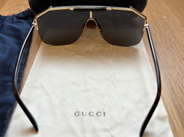 Gucci GG0291S 001 Shield Sunglasses Black Gold Gray Lens Made in Italy