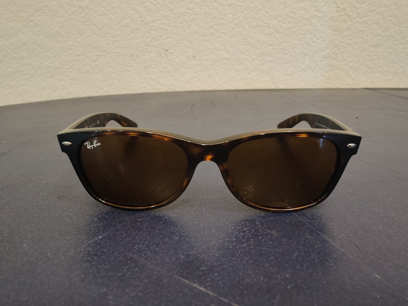 Ray Ban New Wayfarer Classic Sunglasses – Havana Brown – B-15 Lens – RB2132 710