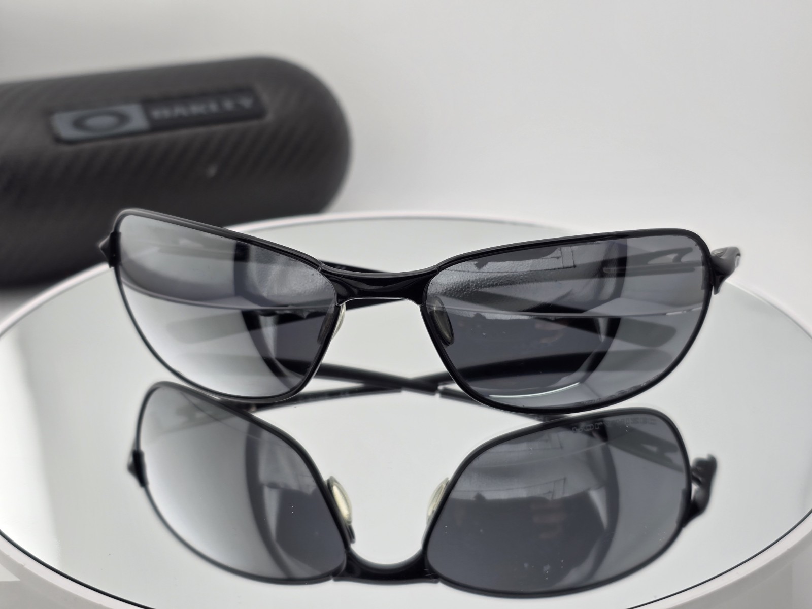 Oakley C Wire Sunglasses OO4046-01 Black w/ Gray 61[]16 127mm
