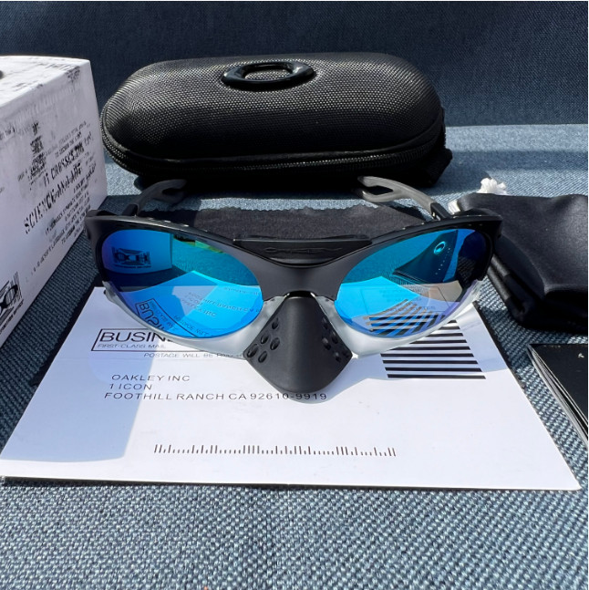 Oakley PLANTARIS Sunglasses OO9437-0363 Matte Transparent Black PRIZM Blue Lense