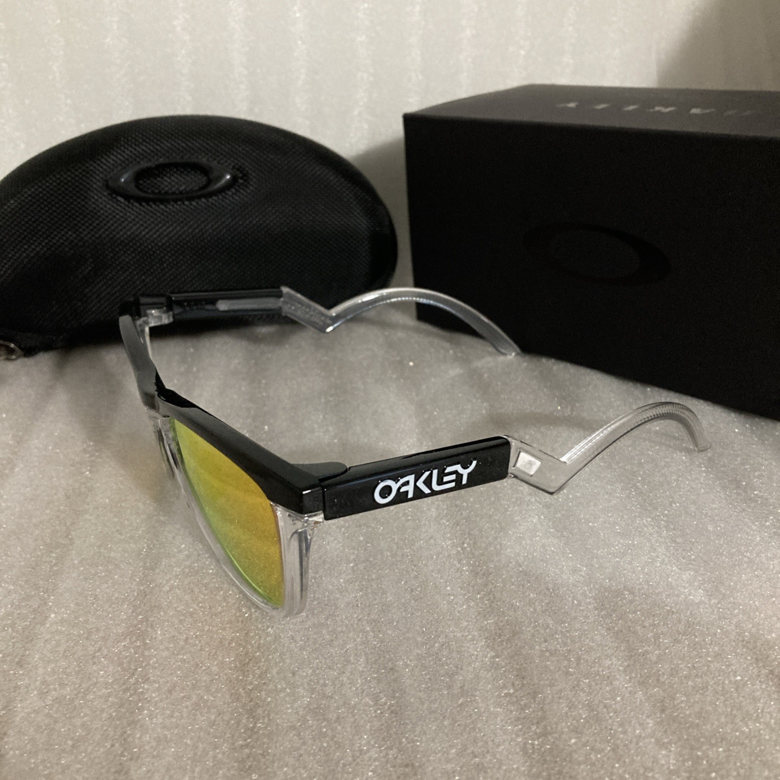 Oakley HSTN Sunglasses Polarized Orange Prizm Lens 009289 With Case New