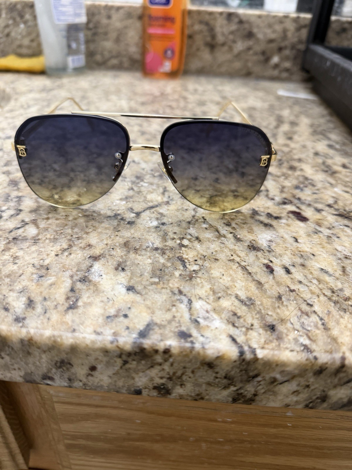 Burberry Men’s Aviator Sunglasses Gold Metal Frame Gray Gradient Lenses