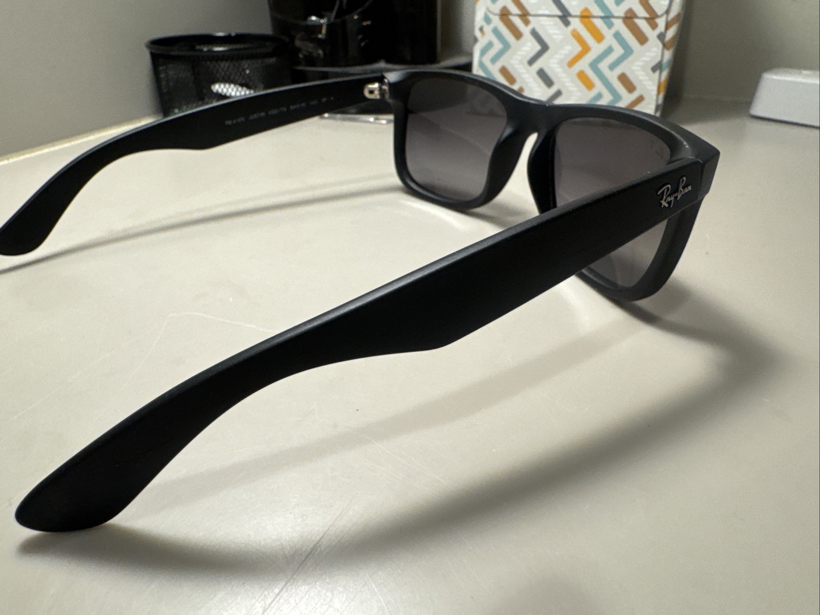 Ray Ban JUSTIN black/grey gradient RB4165 622/t3 54mm Polarized sunglasses #59