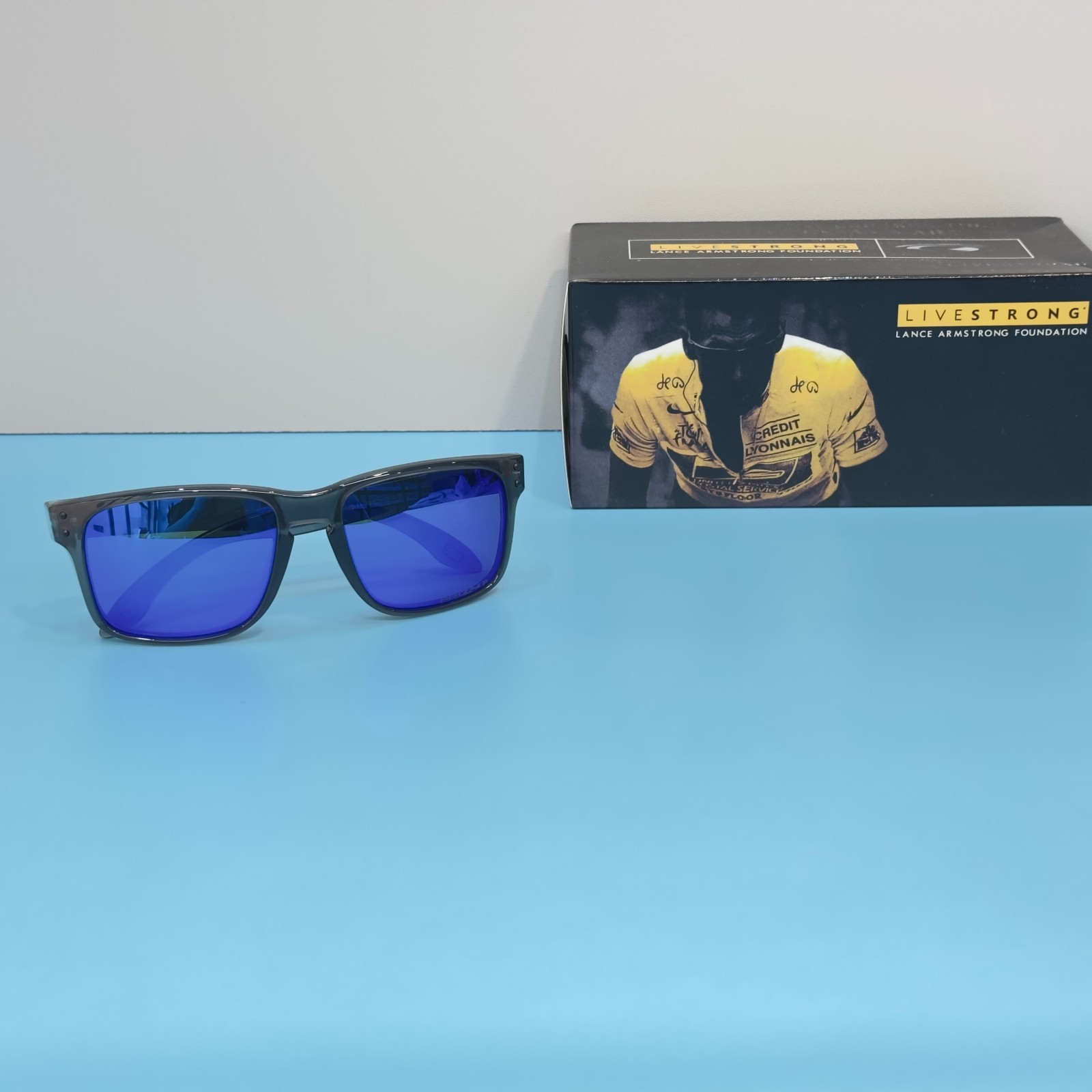 Oakley OO9102 Holbrook Gray Transparent Frame Blue Polarized Sunglasses