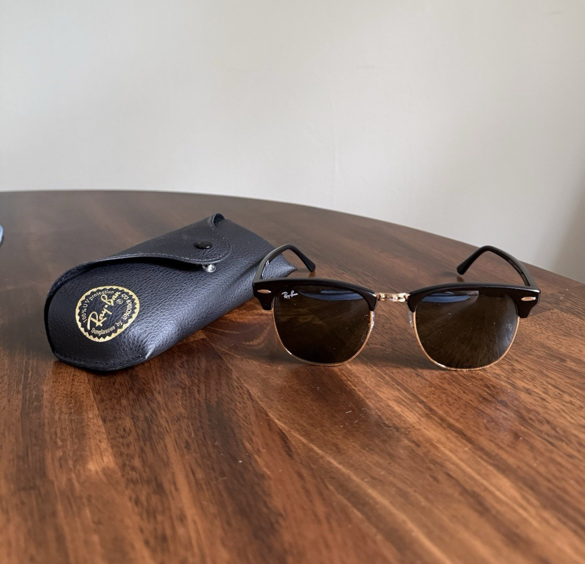 Ray-Ban RB3016 Clubmaster W0365 Black Gold G-15 Sunglasses 51mm Made Italy