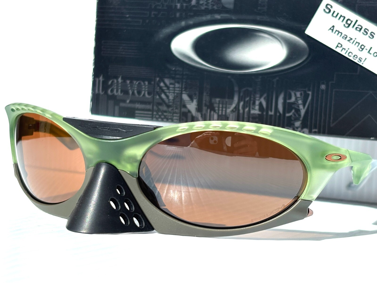 NEW Oakley PLANTARIS Matte Transparent Fern PRIZM Tungsten Lens Sunglass 9437-03