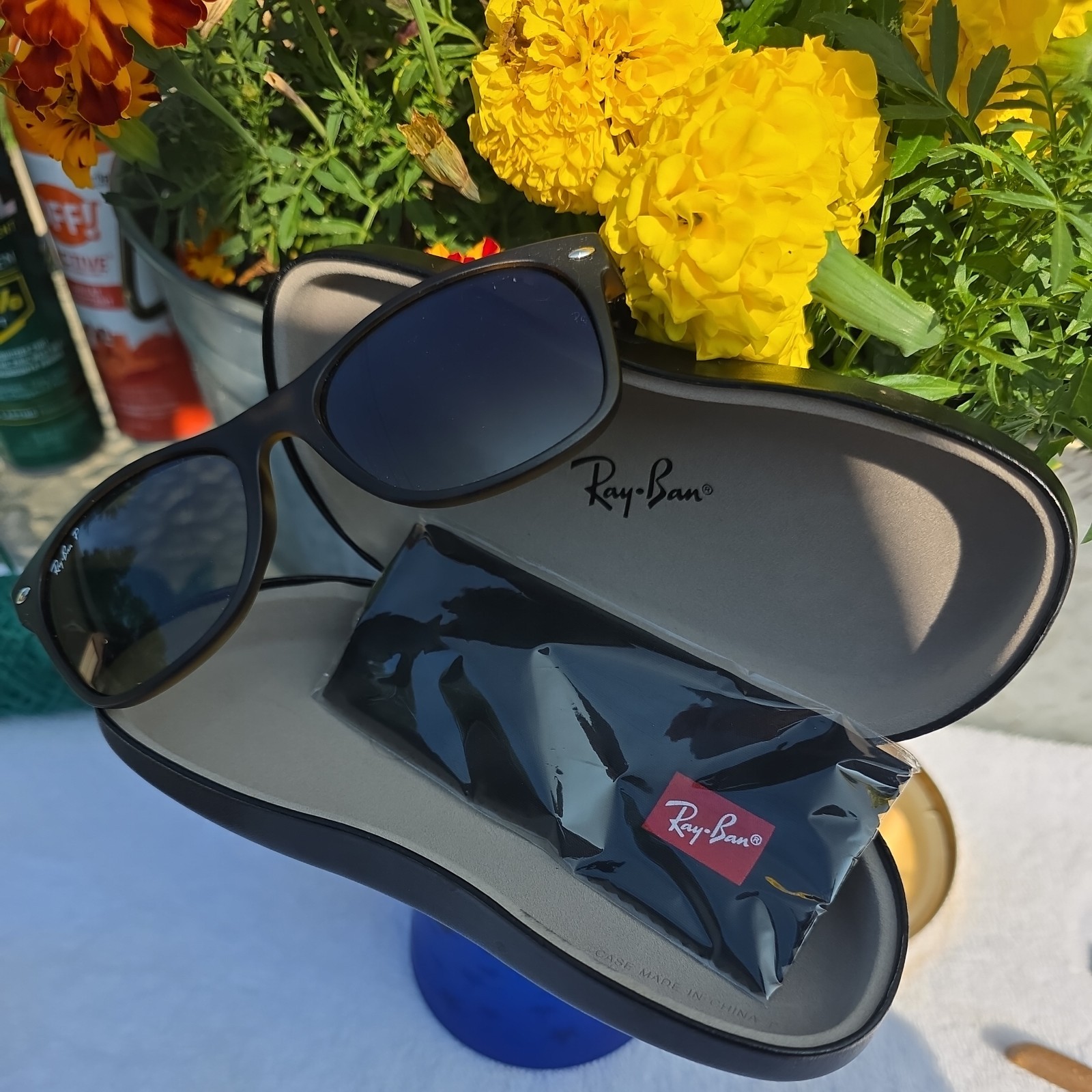 MINT Ray-Ban New Wayfarer Unisex Sunglasses, Polarized Lenses, Hardcase 👀 LOOK!