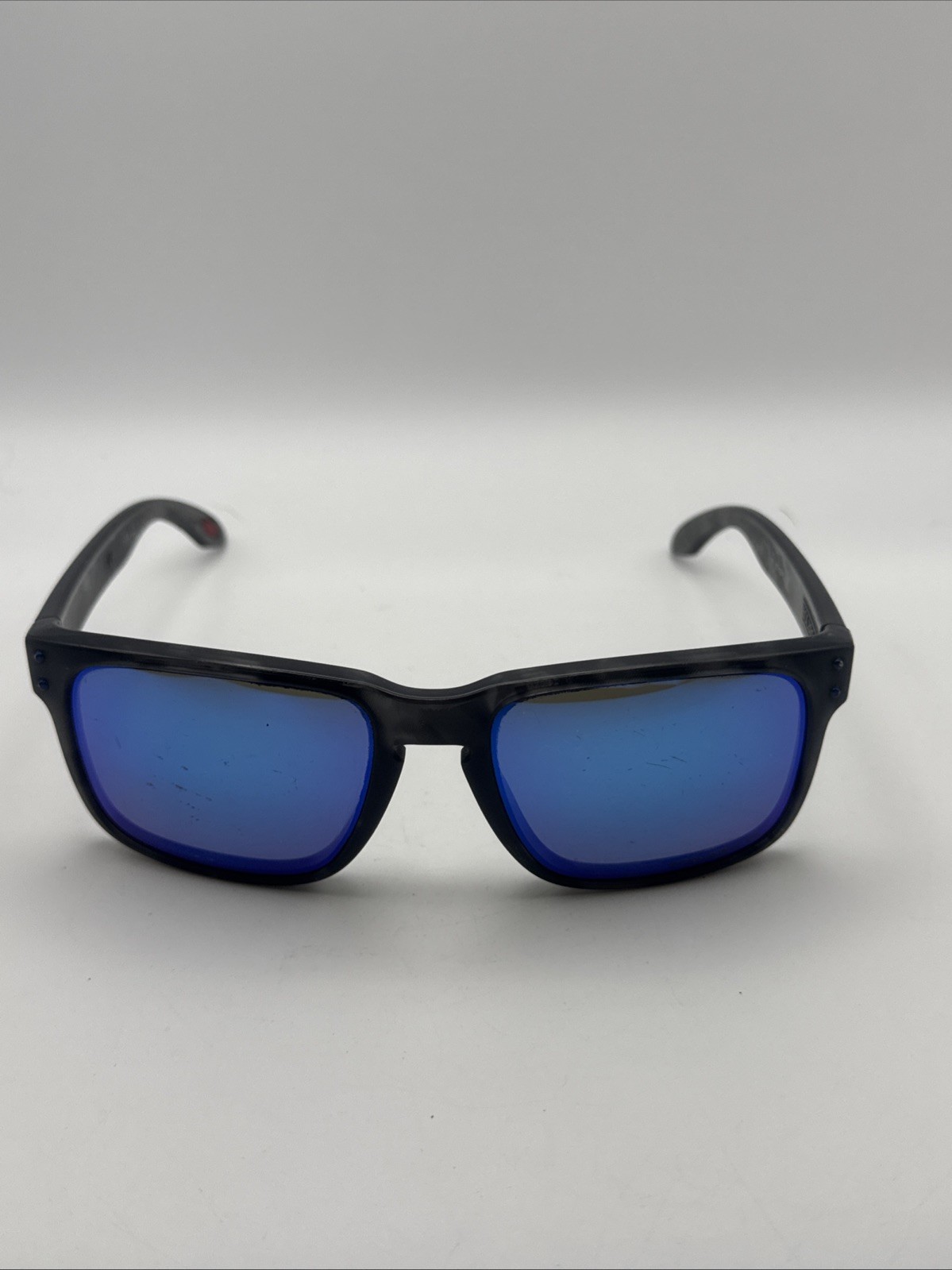 Oakley Holbrook XL OO9417-0959 Gray Frames Prizm P Blue Lenses Fair Condition