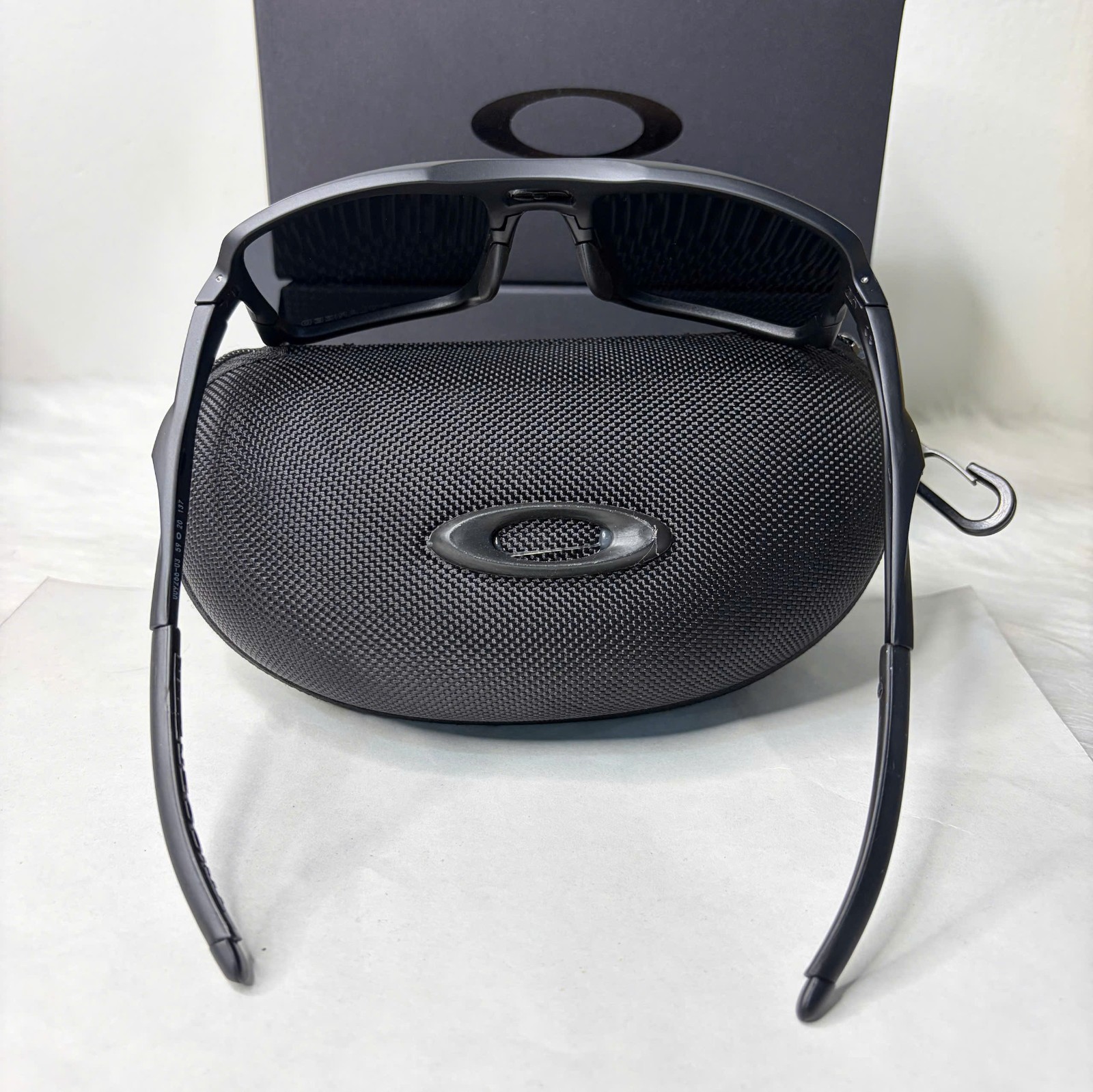 NEW Oakley Triggerman OO9314-01 Matte Black Frame Black Lens Sport Sunglasses