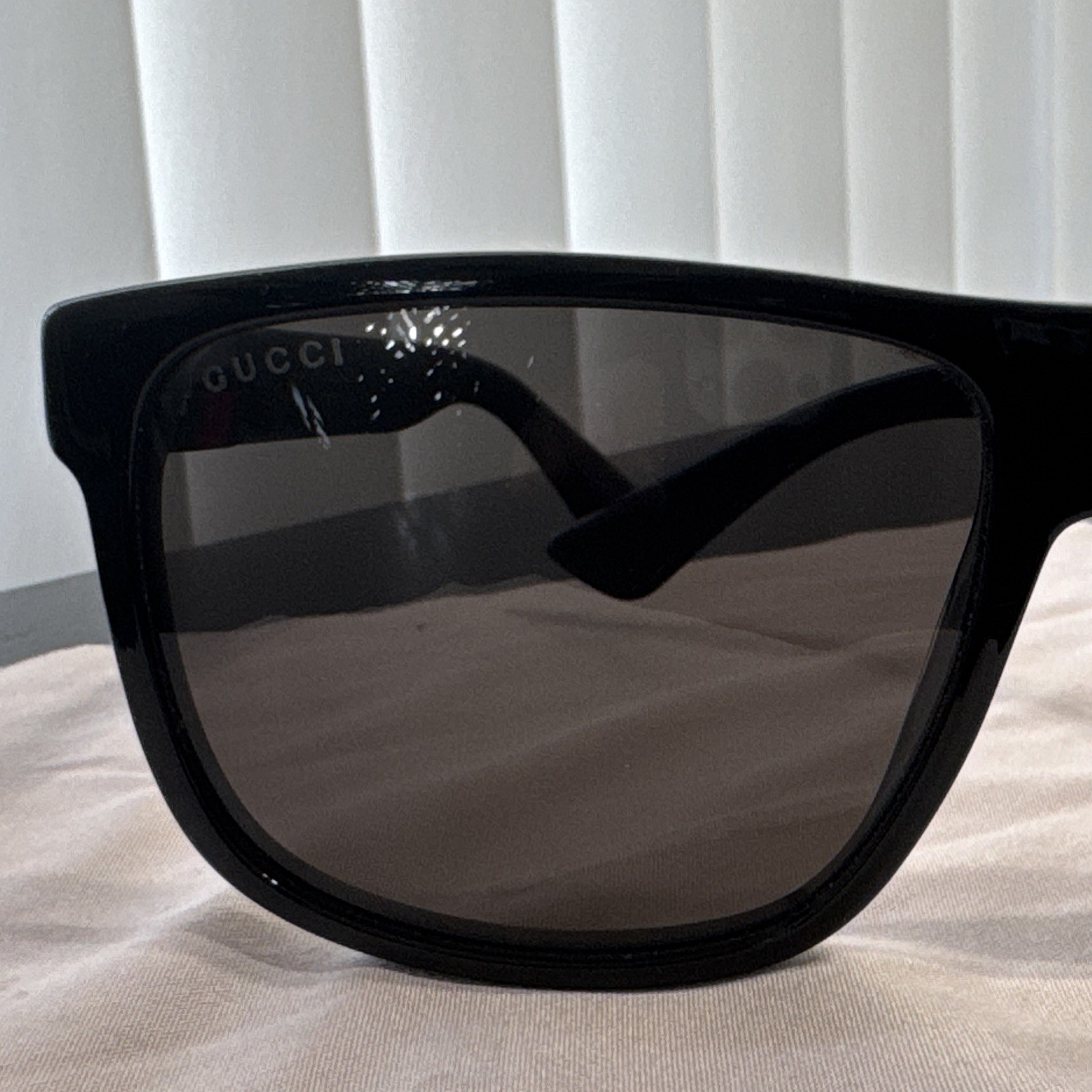 GUCCI Men’s Rectangle Sunglasses Black Plastic Frame Gray Tinted Lenses