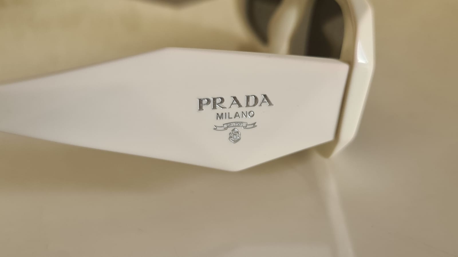 Prada Symbole SPR17W White Acetate Sunglasses Oversized Grey Lenses 49-20-145