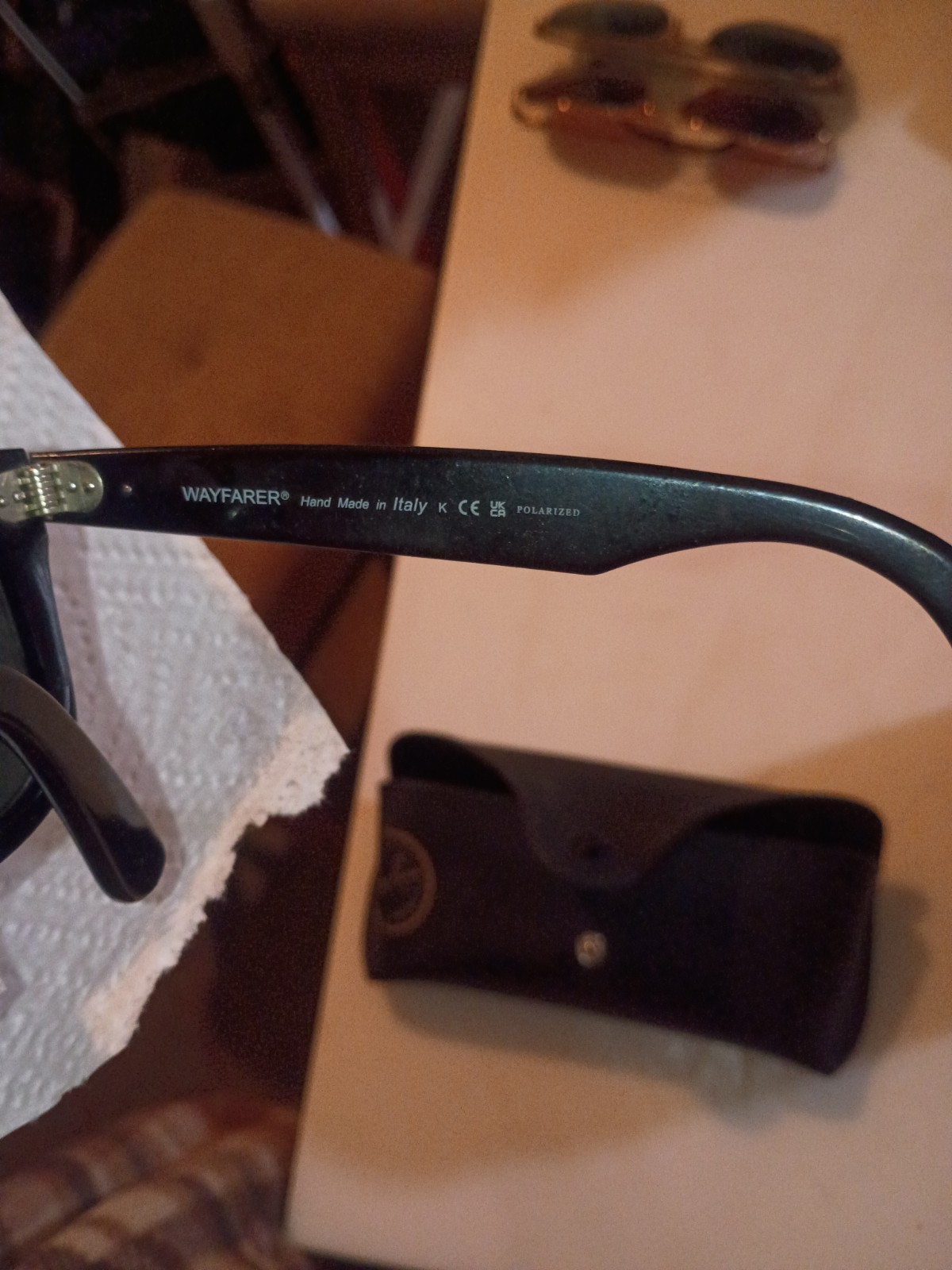 Ray-Ban Wayfarer Sunglasses – Gloss Black