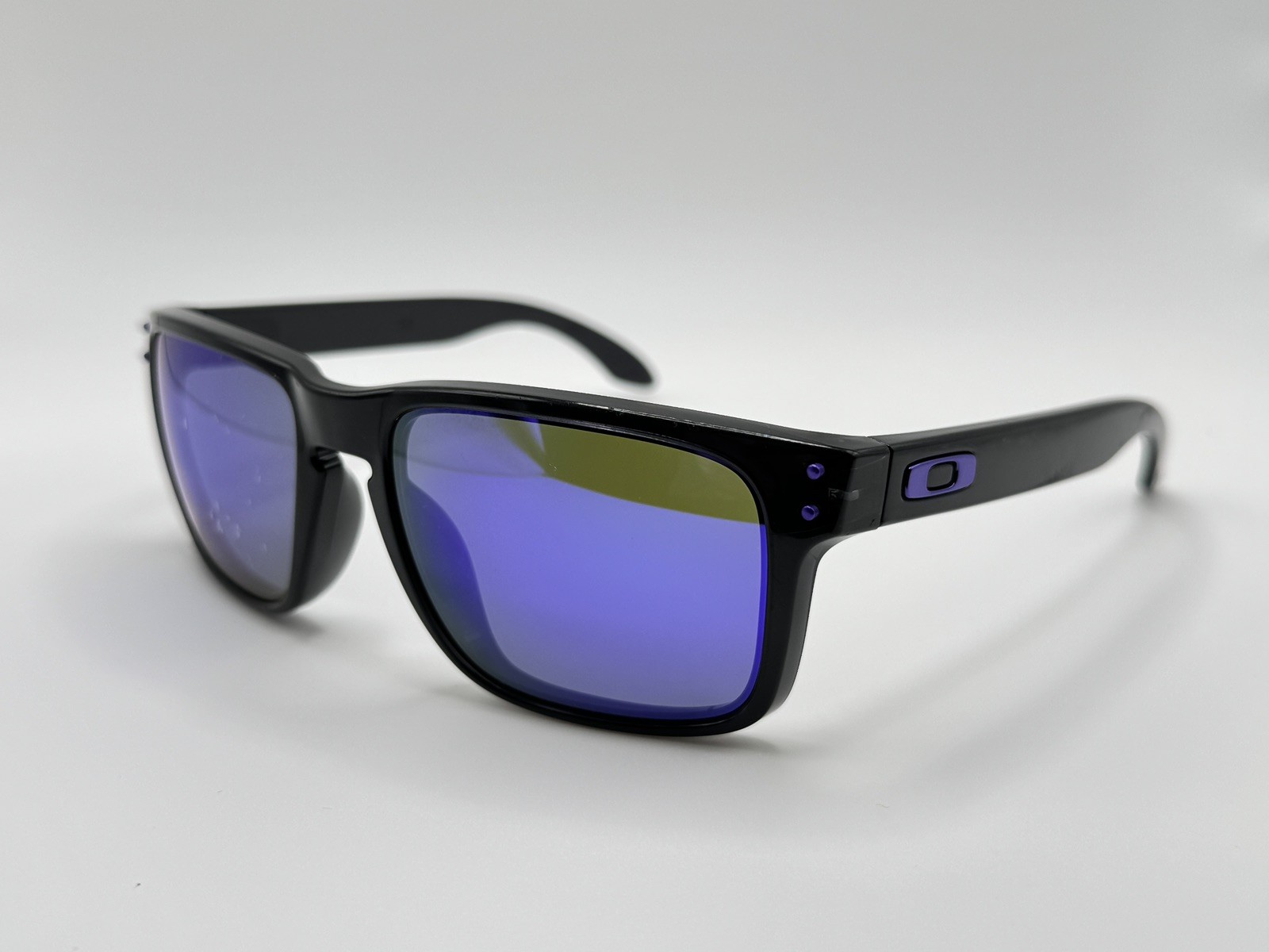 Oakley Holbrook OO9102-67 Black Ink/Purple Icons Sunglasses 55-18mm