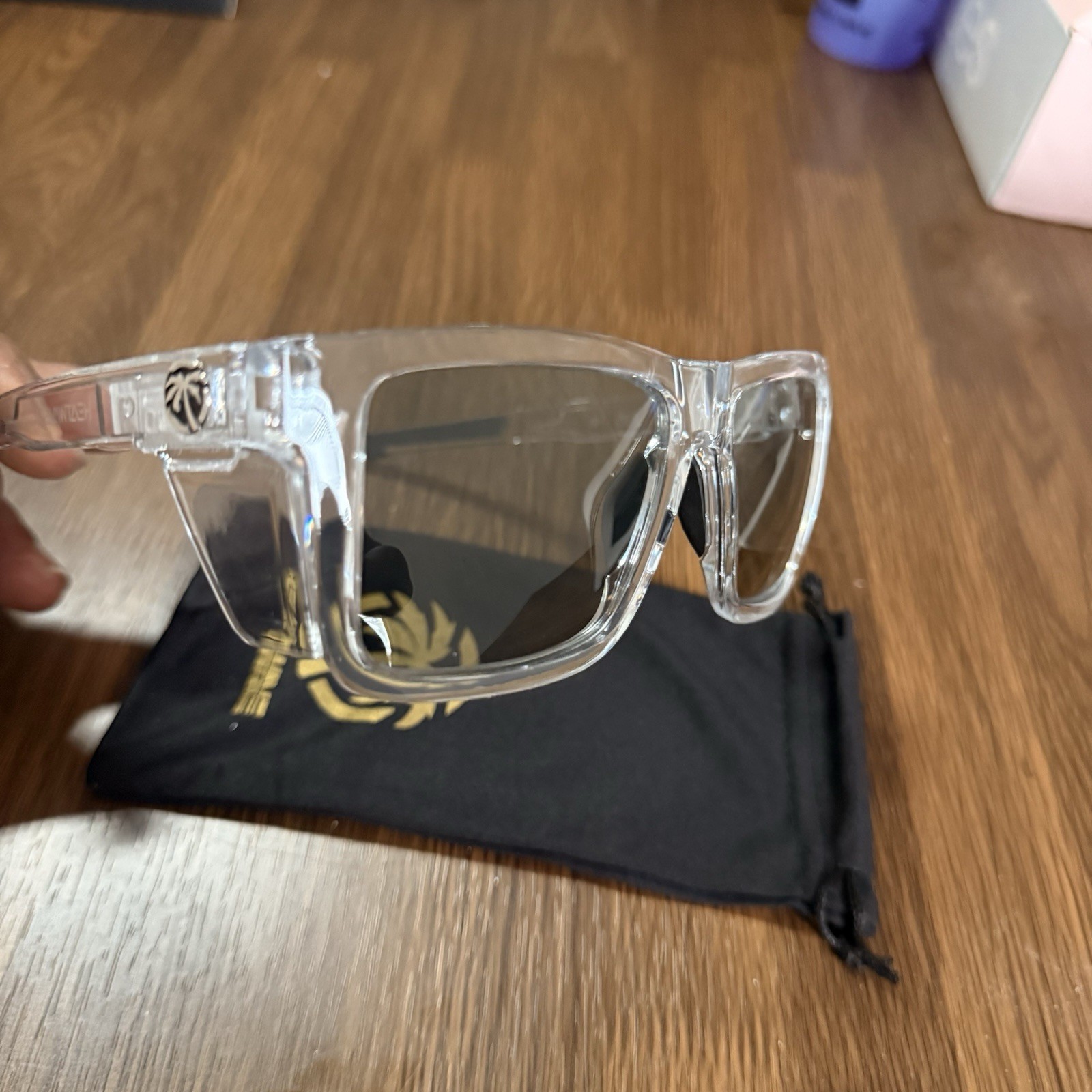 Heatwave z87 Fotochromic 50/50 for woman and men transparent plastic frame