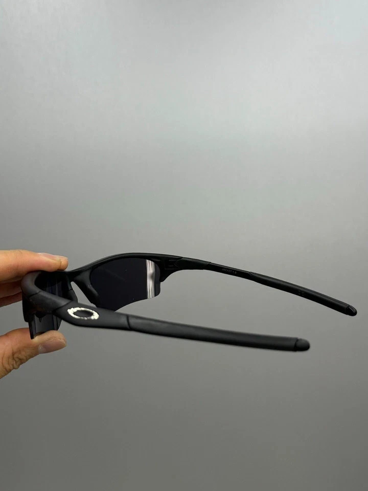 Oakley Flak 1.0 Lightweight POLARIZED Sunglasses Matte Black Frames Prizm Black