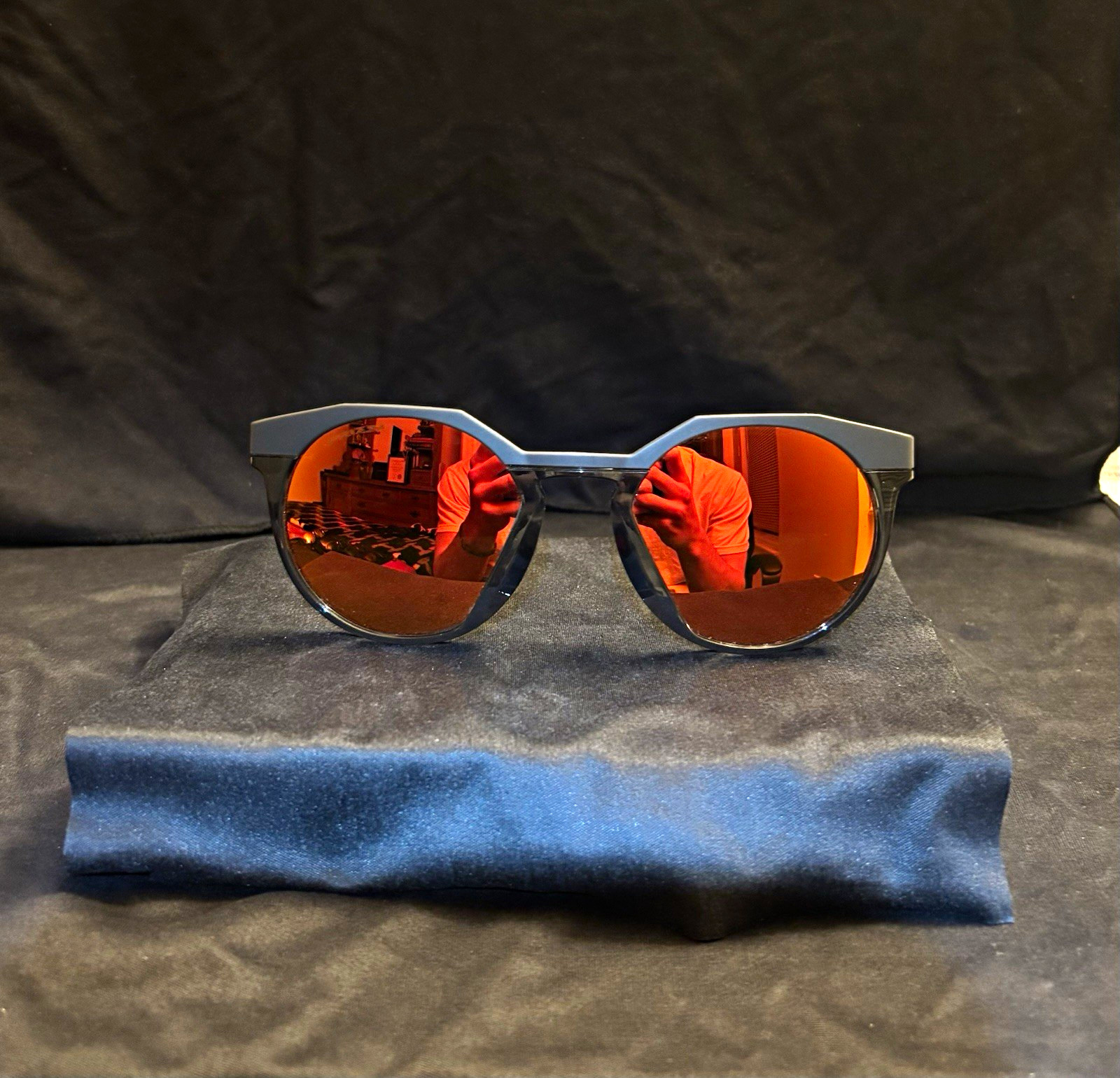 Oakley HSTN Sunglasses with prizm Ruby lens