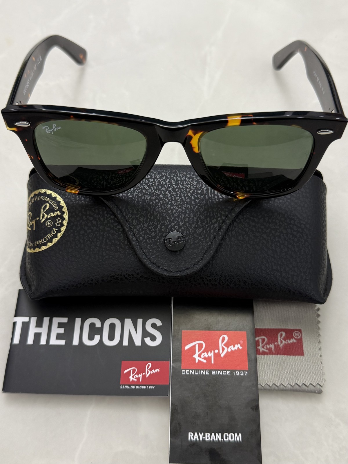 Ray-Ban Sunglasses RB2140 902 Original Wayfarer Tortoise Frame Green Lenses 50mm