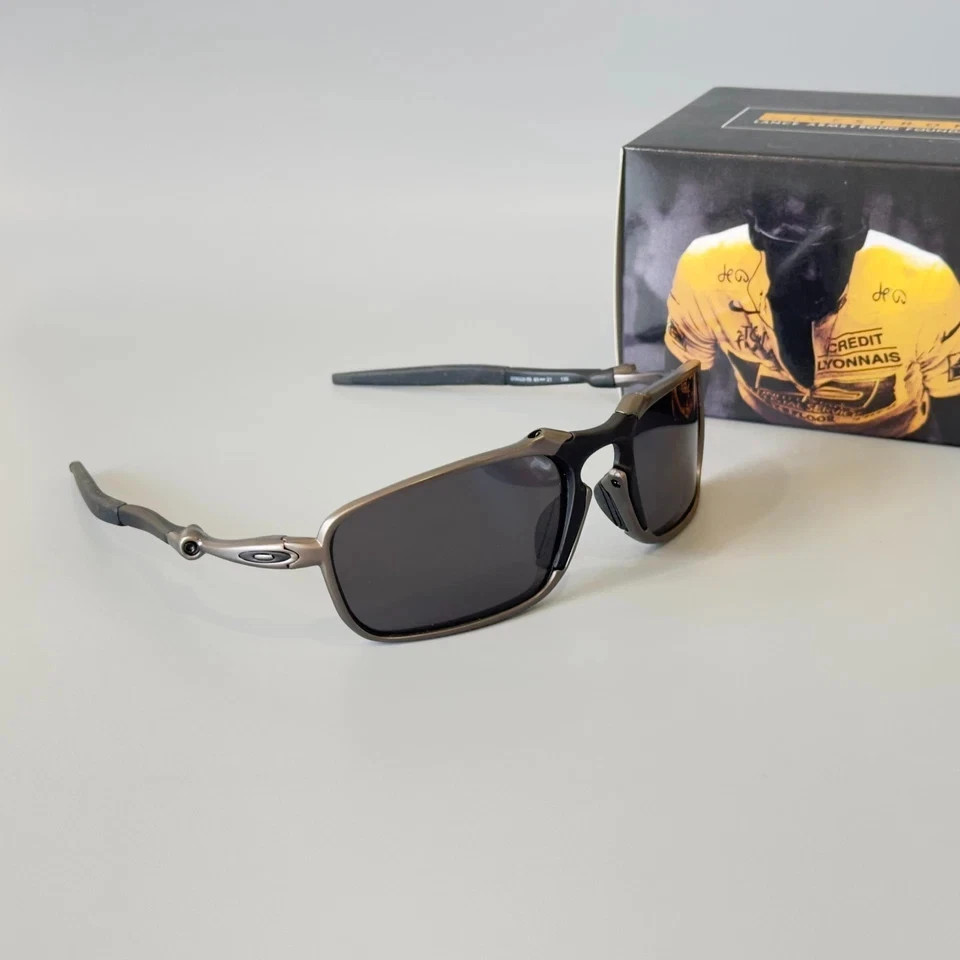 Oakley Badman OO6020 Sunglasses Gun Gray Frame Black Polarized Lens