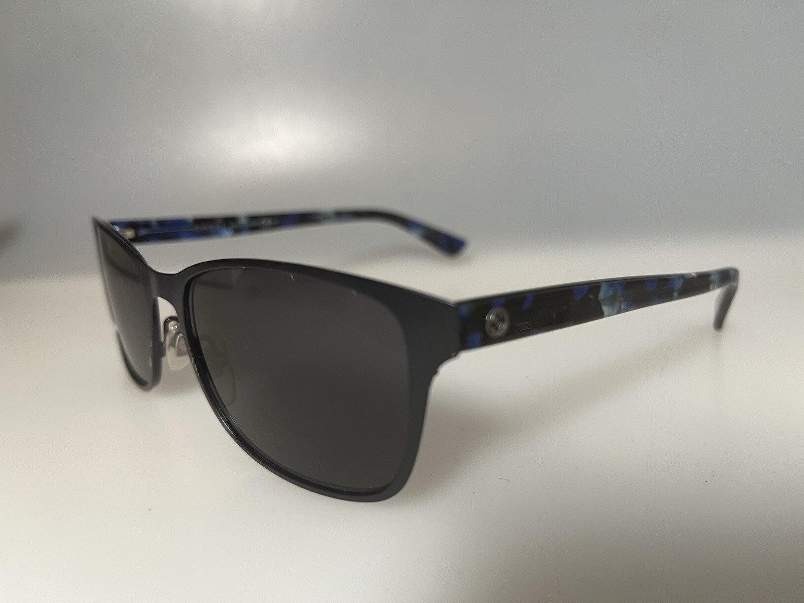 Gucci GG 4268 Black Plastic Rectangle Sunglasses Gray Tinted Lenses 140mm