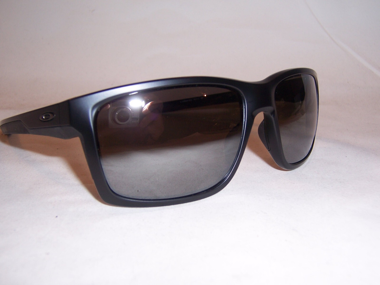 New Oakley Sunglasses MAINLINK OO9264-45 BLACK/BLACK POALRIZED AUTHENTIC 9264