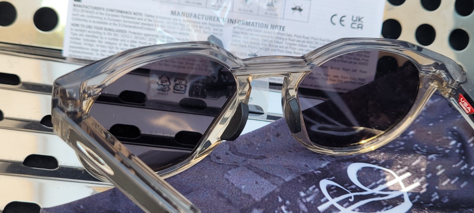 New Oakley HSTN Metal 9279-0552 Damian L. Sunglasses Grey Ink-Sepia/ Prizm Black