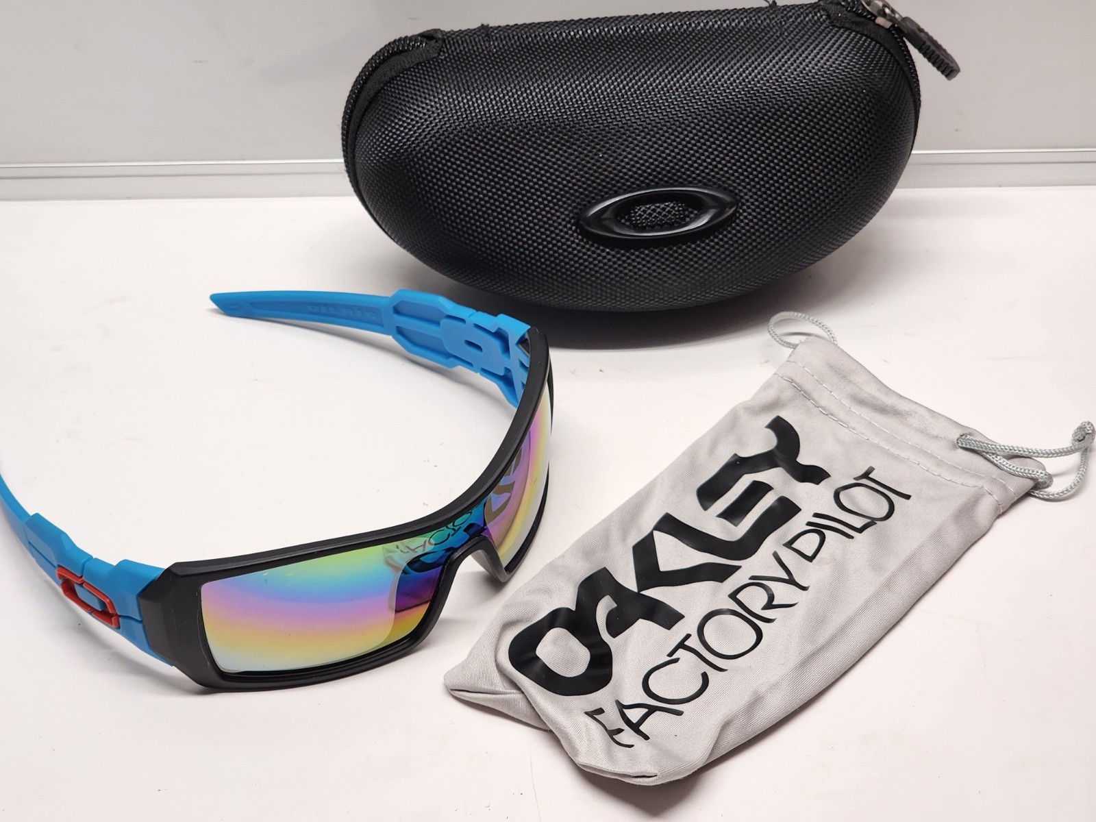 “Oakley” Like Oil Rig Blue Frame Sunglasses With Case