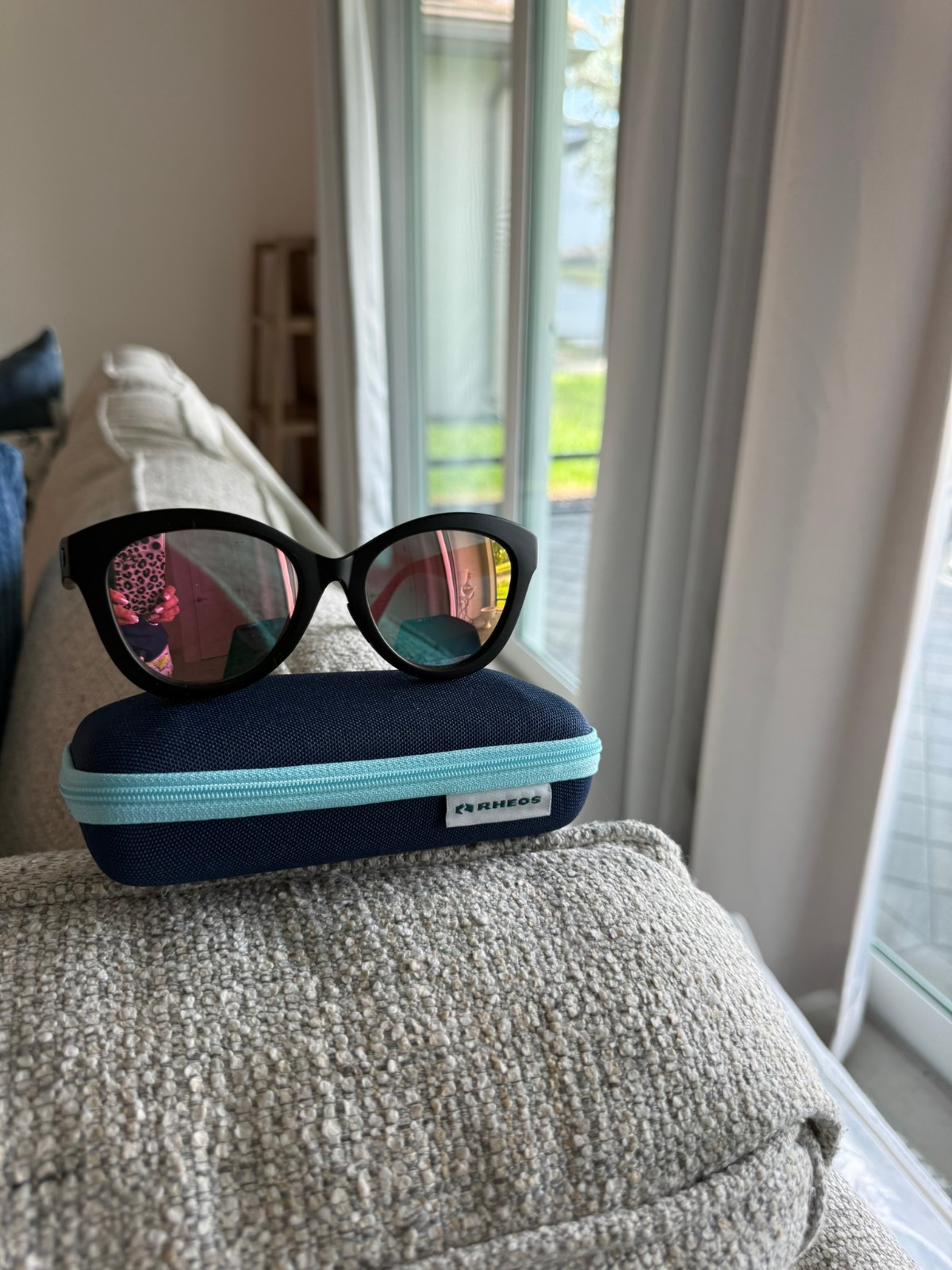 NEW Rheos Faris Floating Polarized Sunglasses – Mirrored Gunmetal Rose – Womens