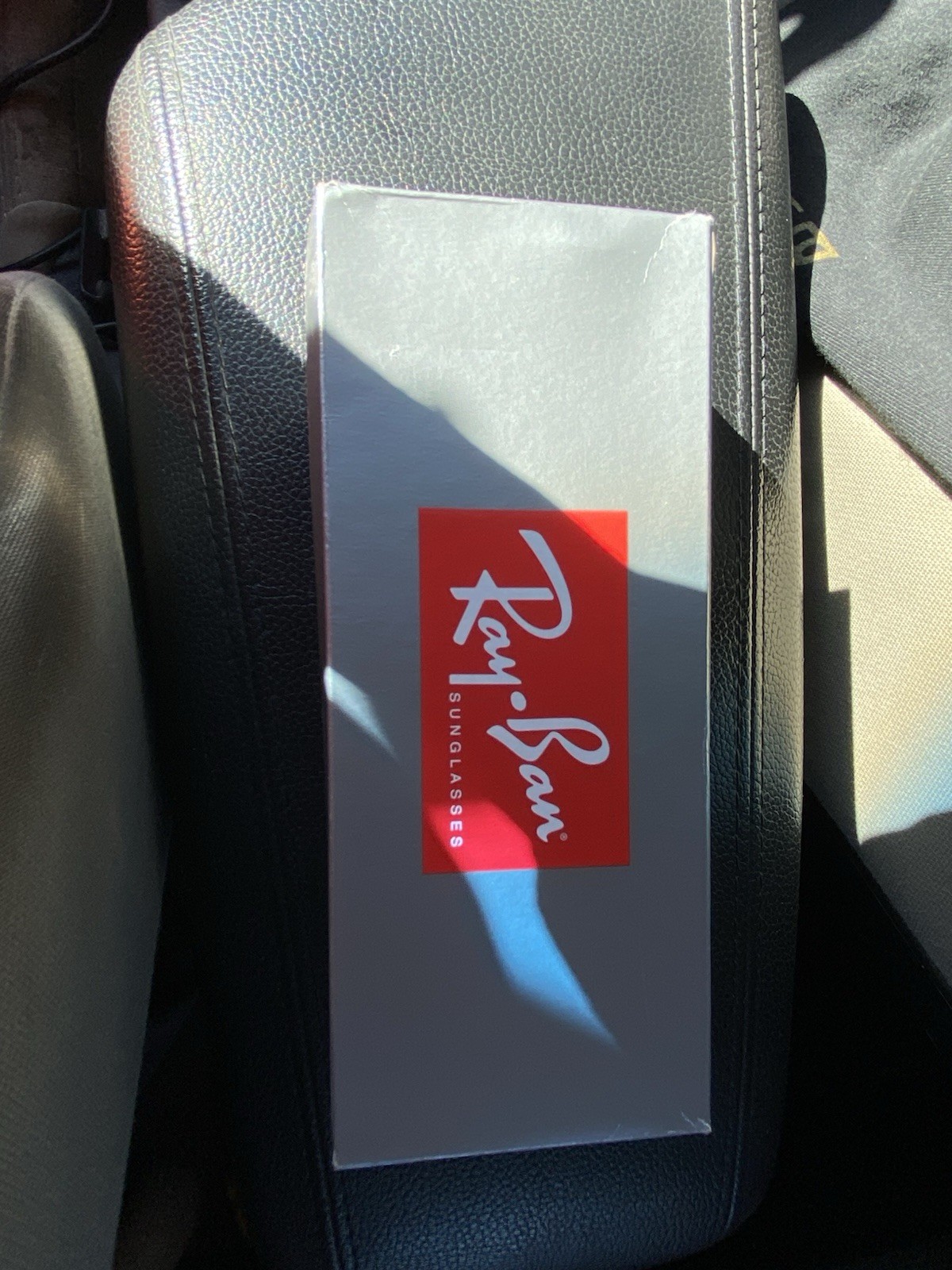 Ray-Ban New Wayfarer Sunglasses ORB2132 with Case and Cleaning Cloth