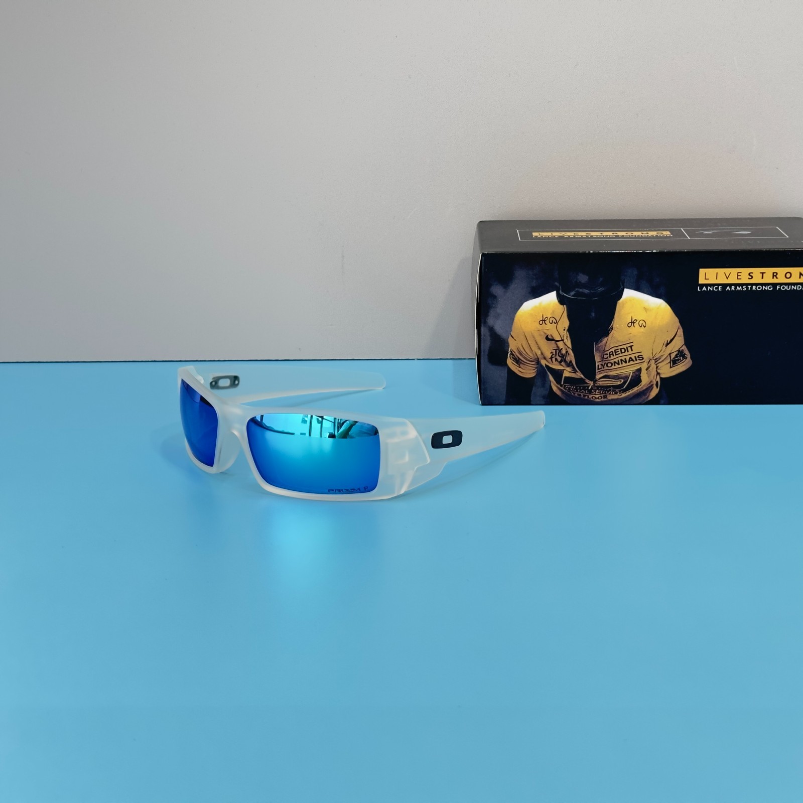 Oakley Gascan OO9014 Matte Clear Frame Ice Blue Lens Sunglasses New w/ Box