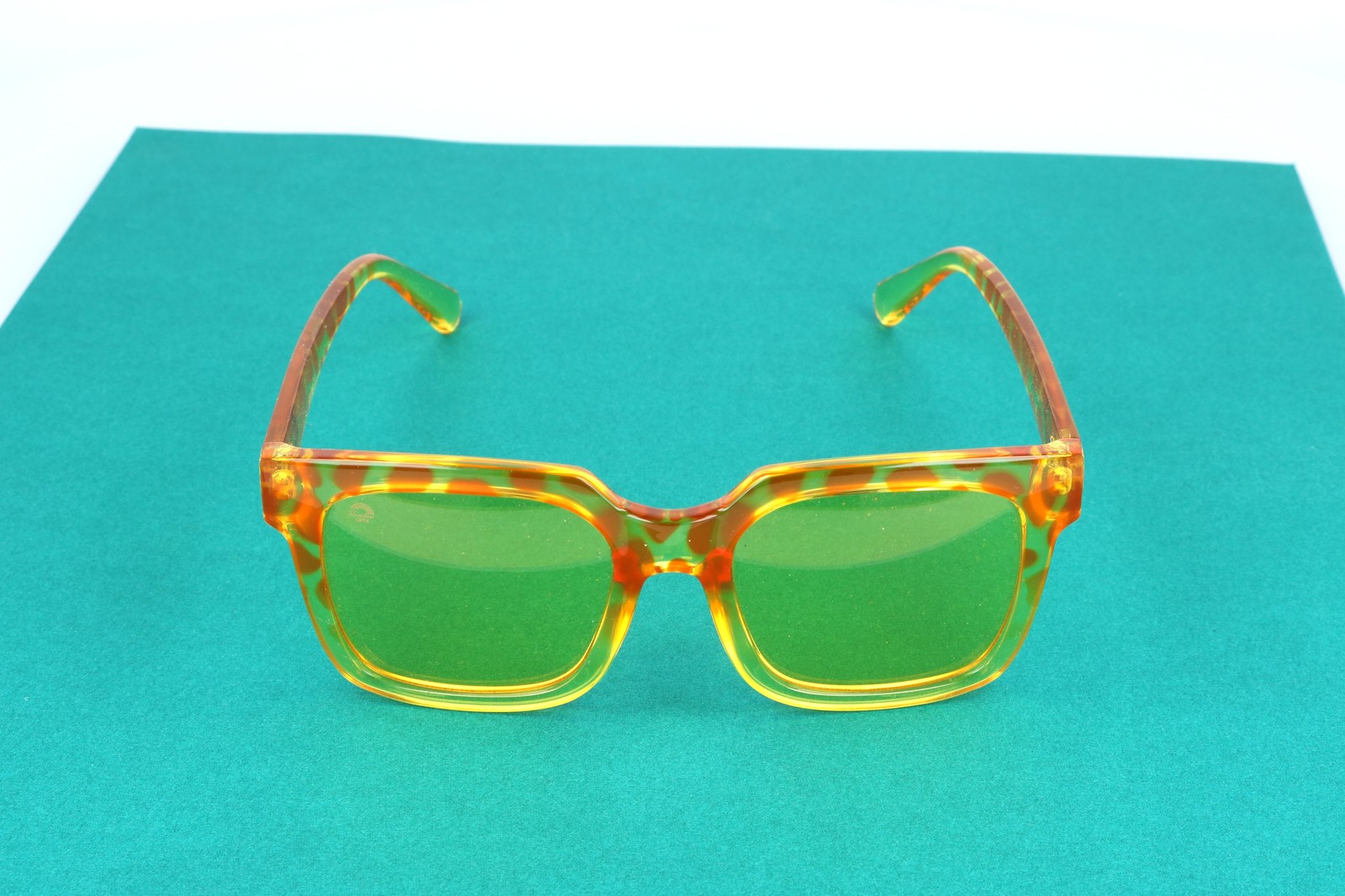 Rainbow Optx Unit Yellow yellow square Sunglasses