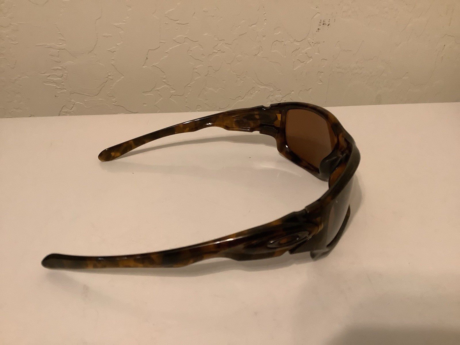 Oakley Ten-X Sunglasses Made In USA Polarized & Scratch Resistant Lenses used