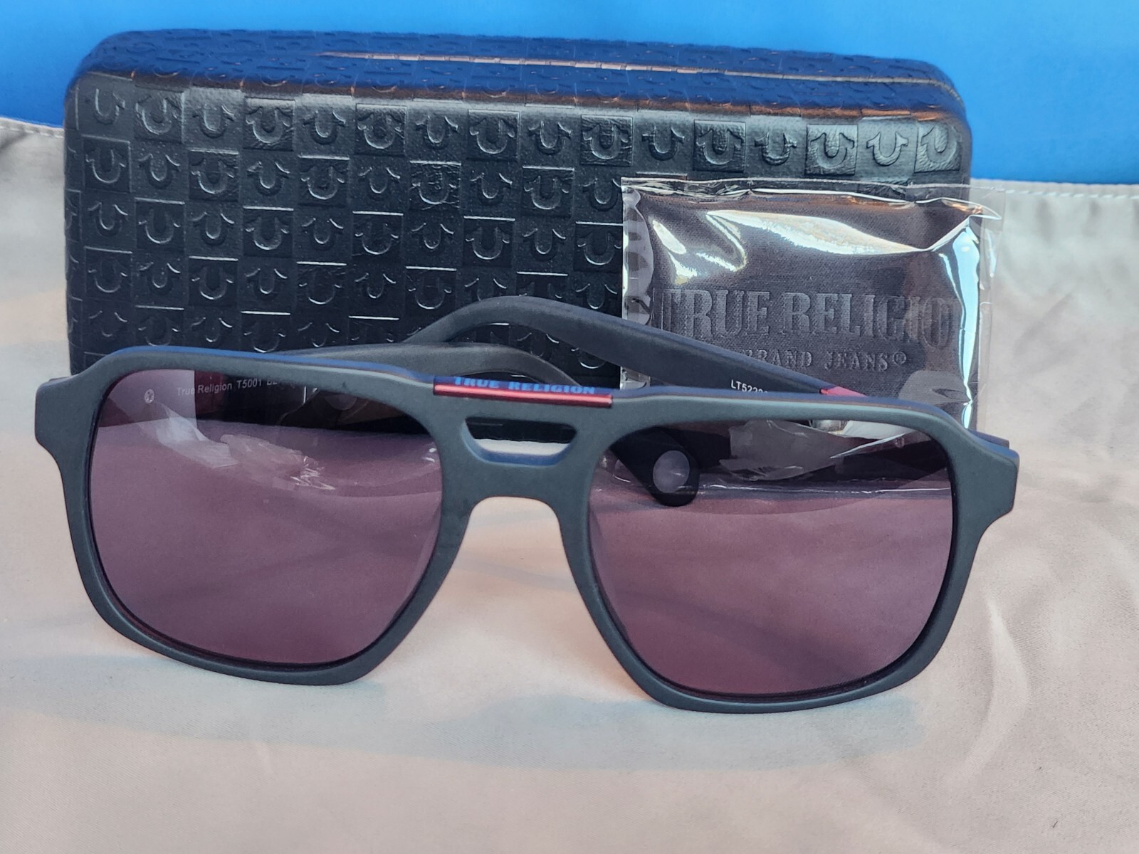 New Men’s True Religion Sunglasses T 5001 Black Plastic Frame/Gray Tinted Lenses