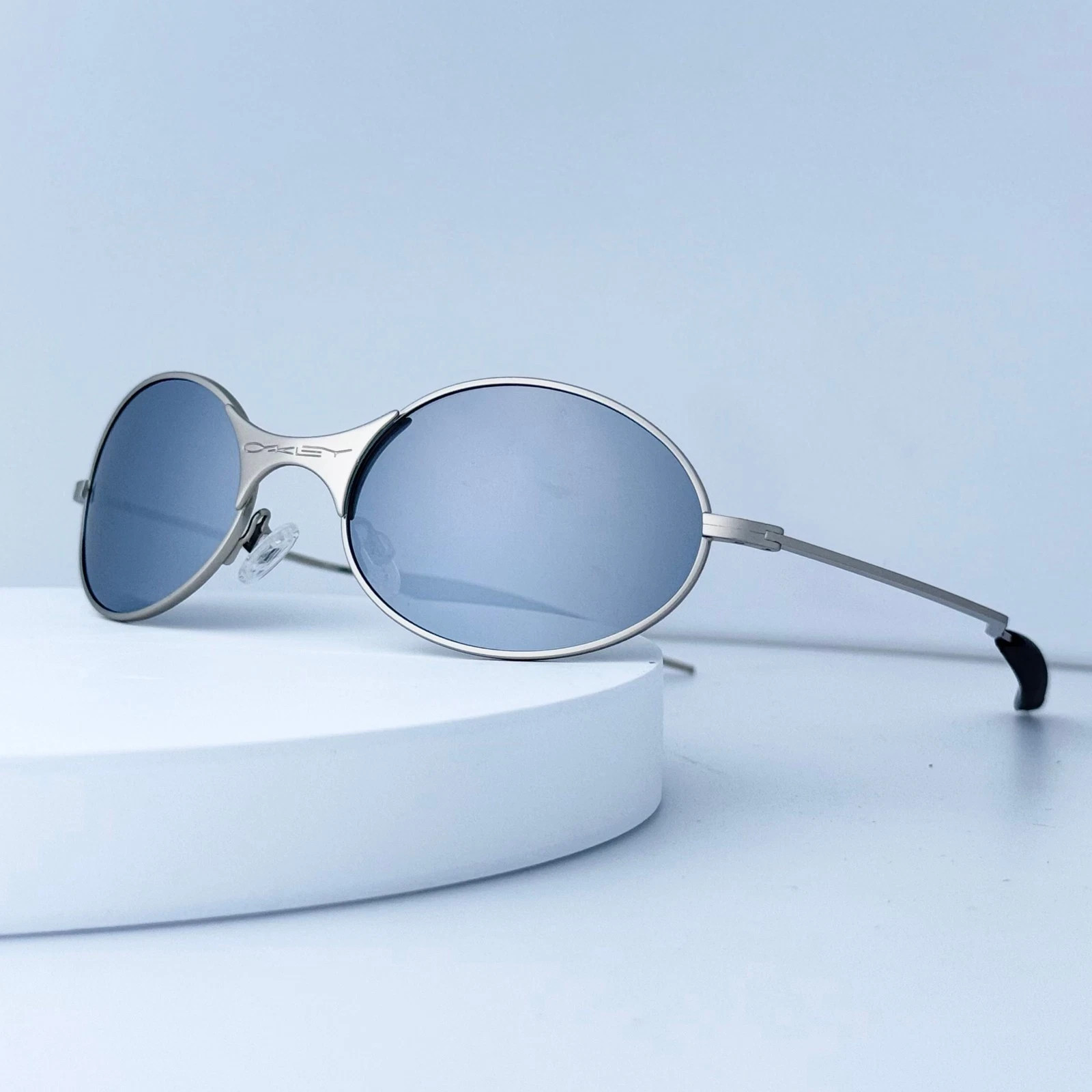 Oakley Square Wire 1.0 Sunglasses Silver Frame Black Lens New Vintage Y2K
