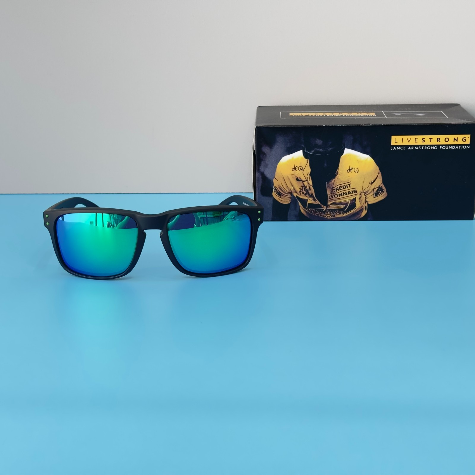 Oakley OO9487 Black Frame Prizm Jade Polarized Sunglasses New w/ Box