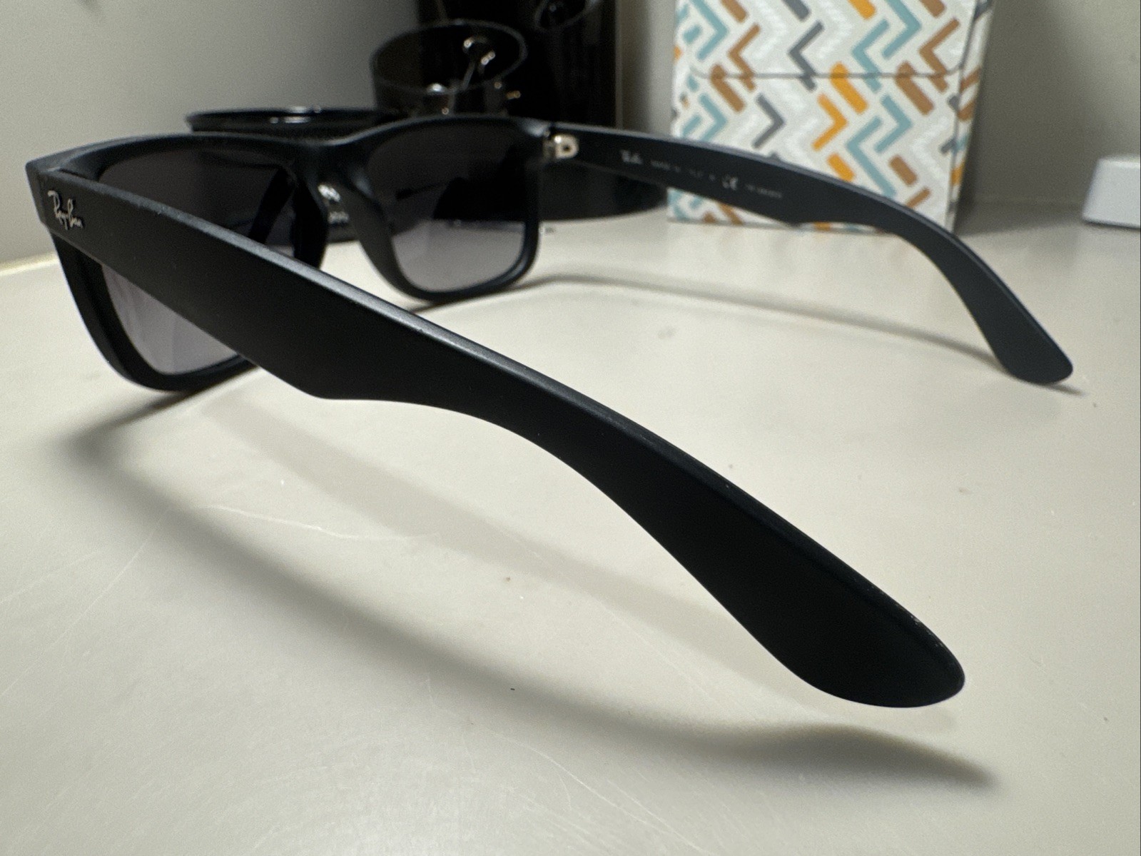 Ray Ban JUSTIN black/grey gradient RB4165 622/t3 54mm Polarized sunglasses #59