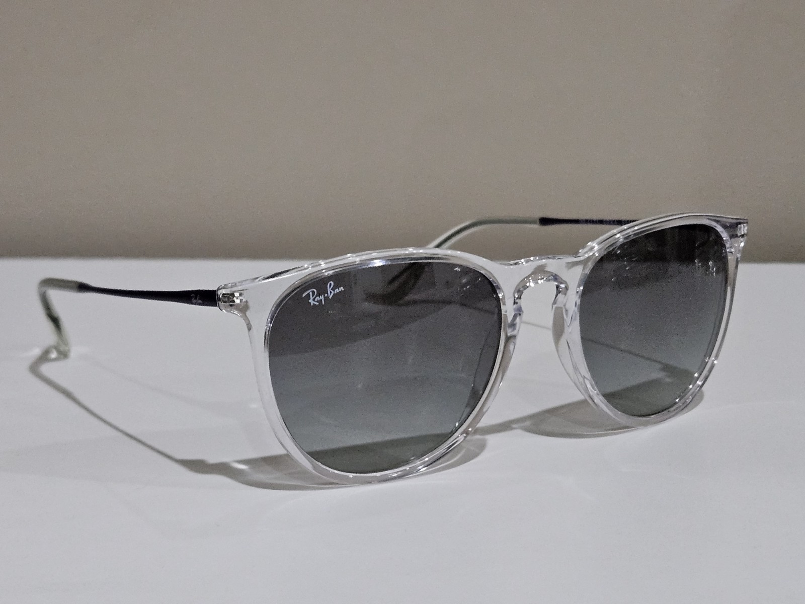 RAYBAN ERIKA 4171 651611 Transparent Gradient Grey Original WithTags NoCase