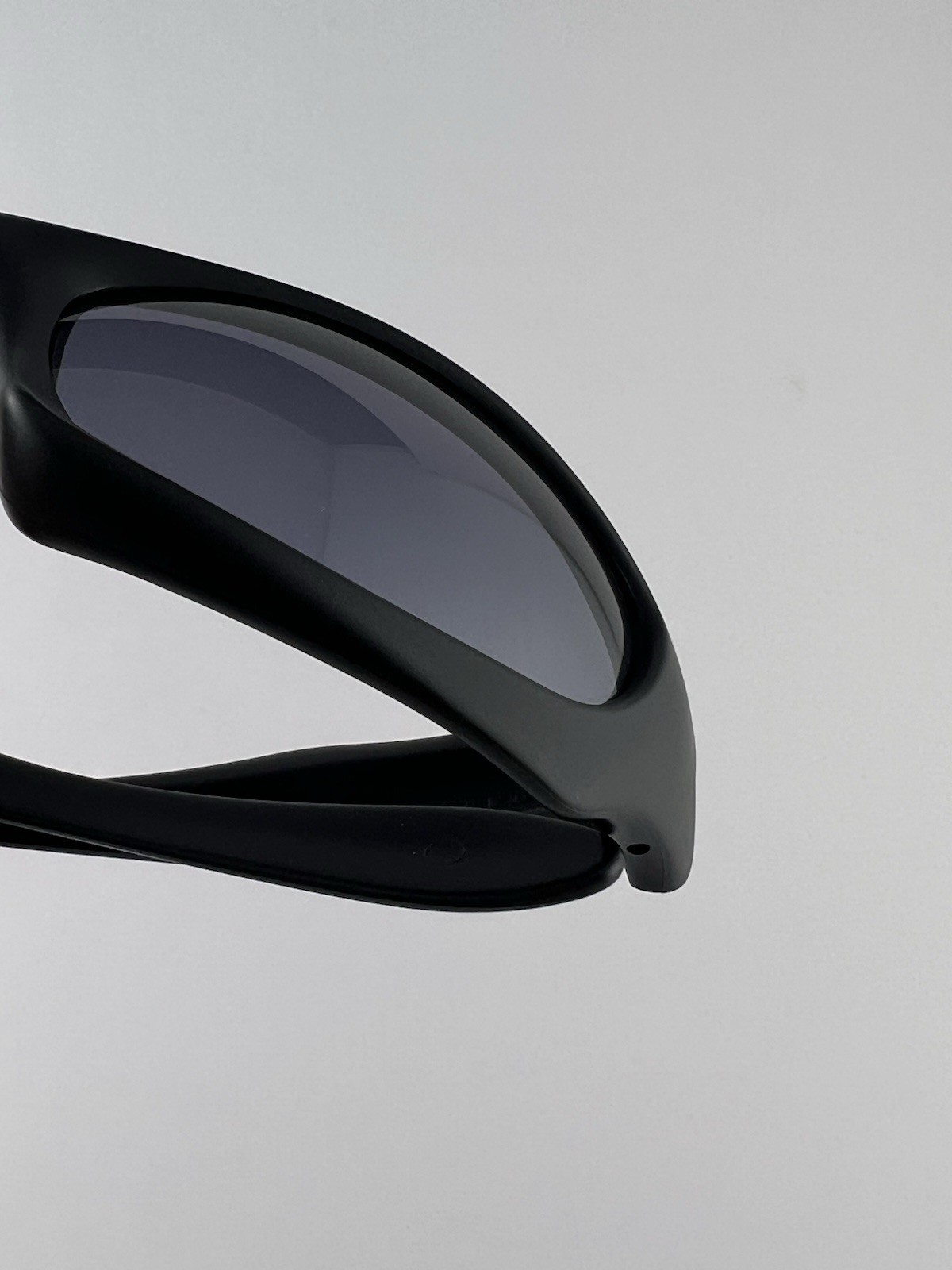 Oakley Monster Dog Matte Black Frame Grey Lens 05-015 SI Standard Issue RARE