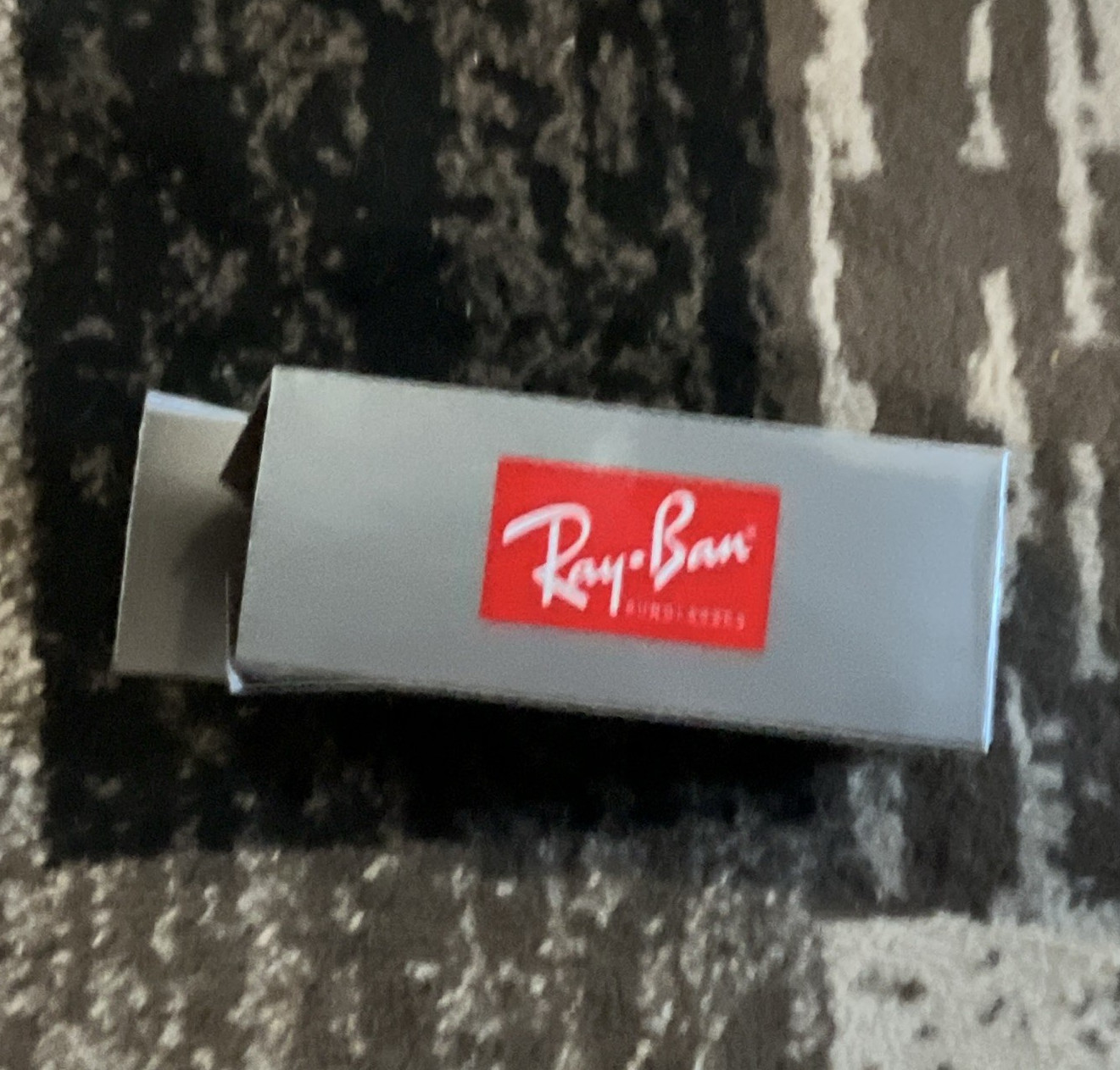 Ray-Ban Men’s Lightweight Sunglasses Black Metal Frame Black Tinted Lenses