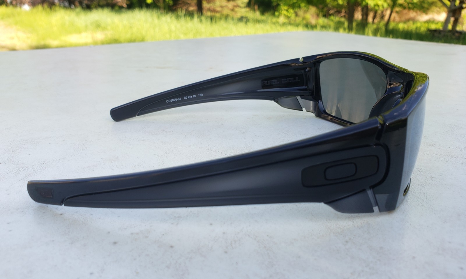 Oakley Fuel Cell Polarized Sunglasses – Polished Black Ink, Black Iridium
