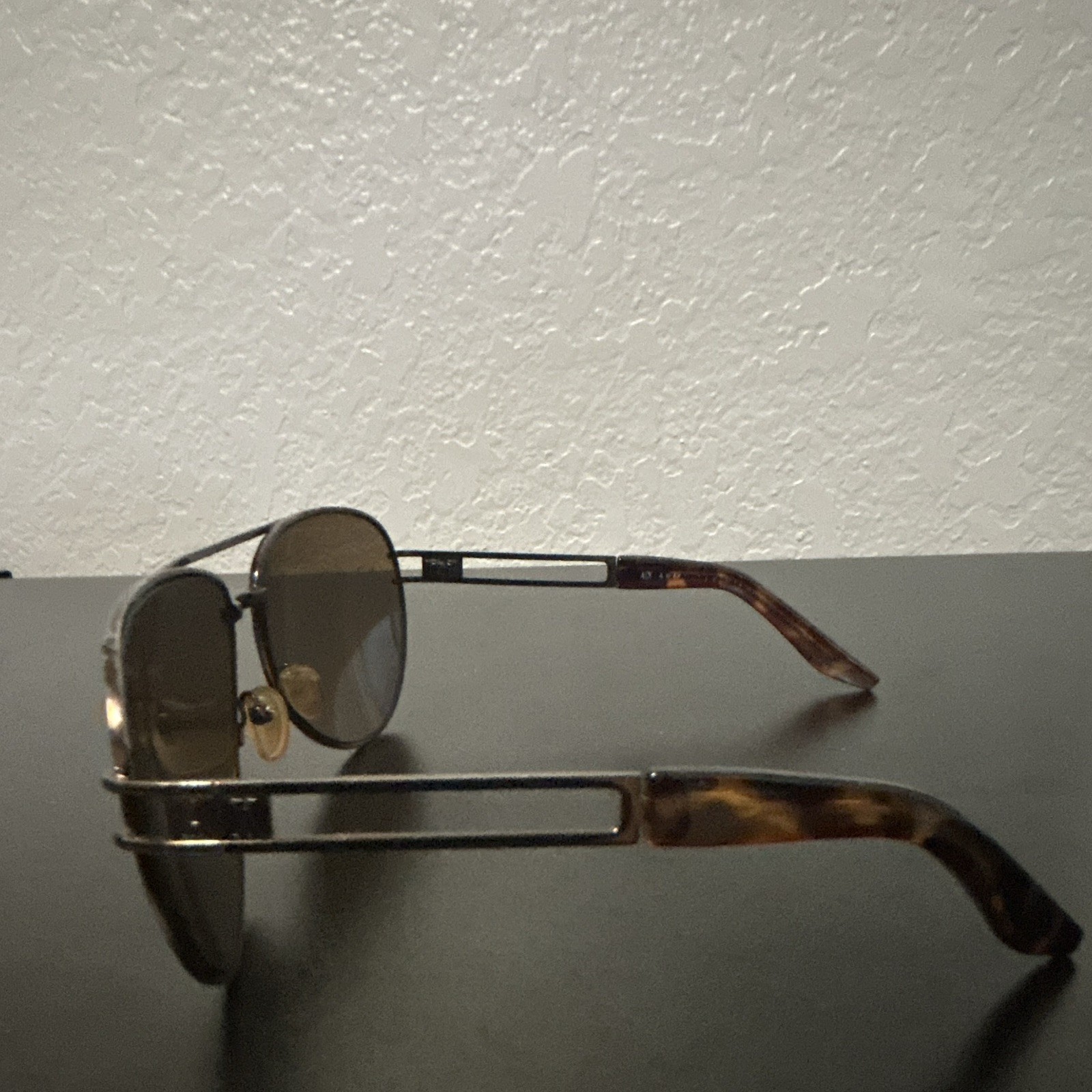Armani Exchange Men’s Aviator Sunglasses Black Metal Frame Tortoise, Black