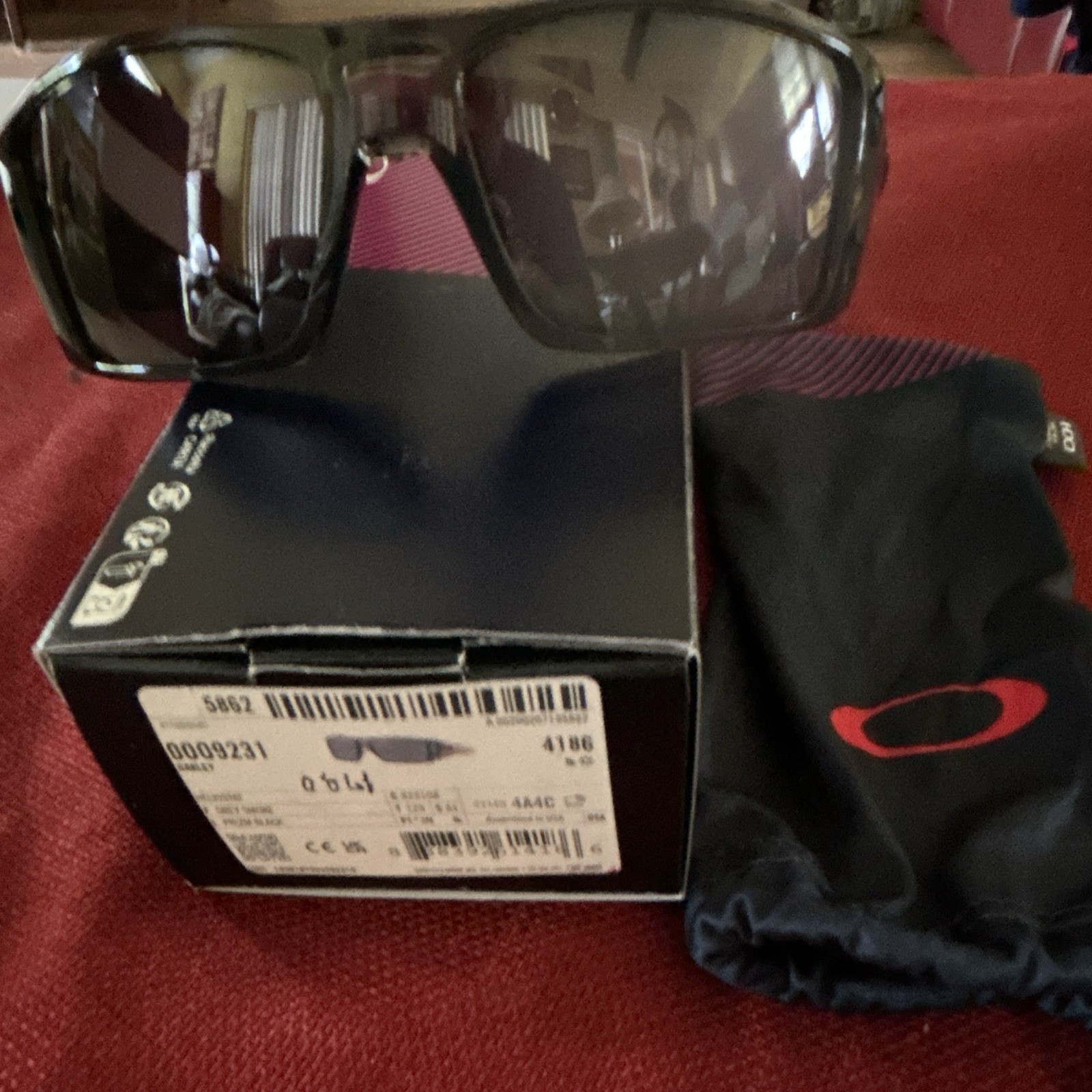 Oakley Fuel Cell OO9096 Men’s Wrap Sunglasses Black Plastic Frame Gray Tinted