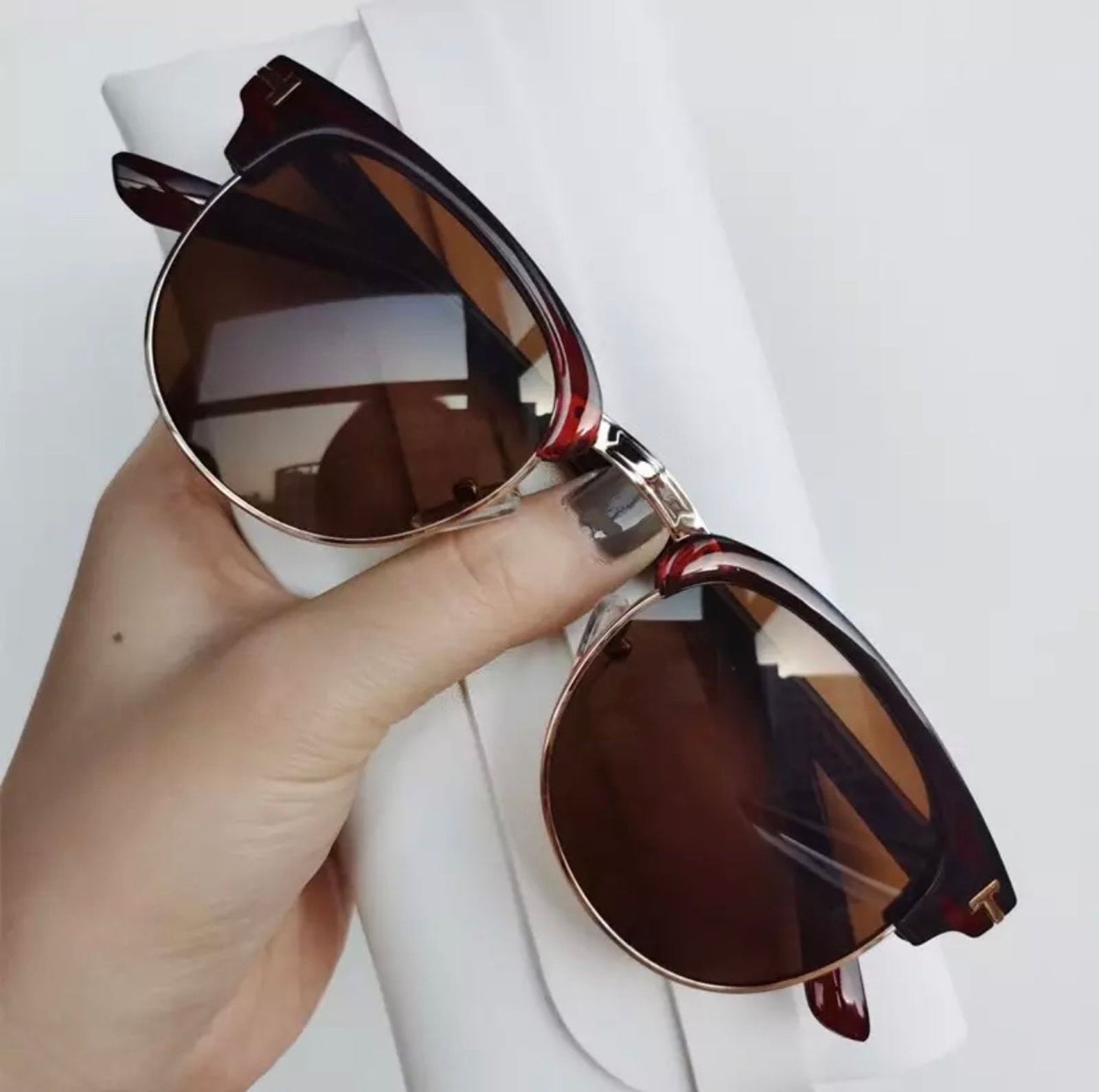 2023 James Bond Sunglasses Men Brand Designer Sun Glasses Women Classic fashion