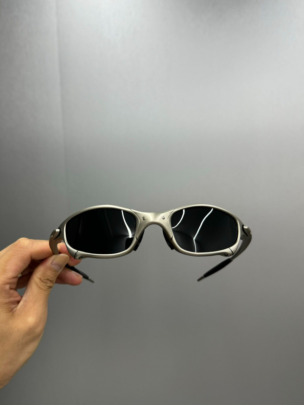 Oakley Vintage Juliet 1.0 X-Metal Polarized Sunglasses Black Lens Silver Frames