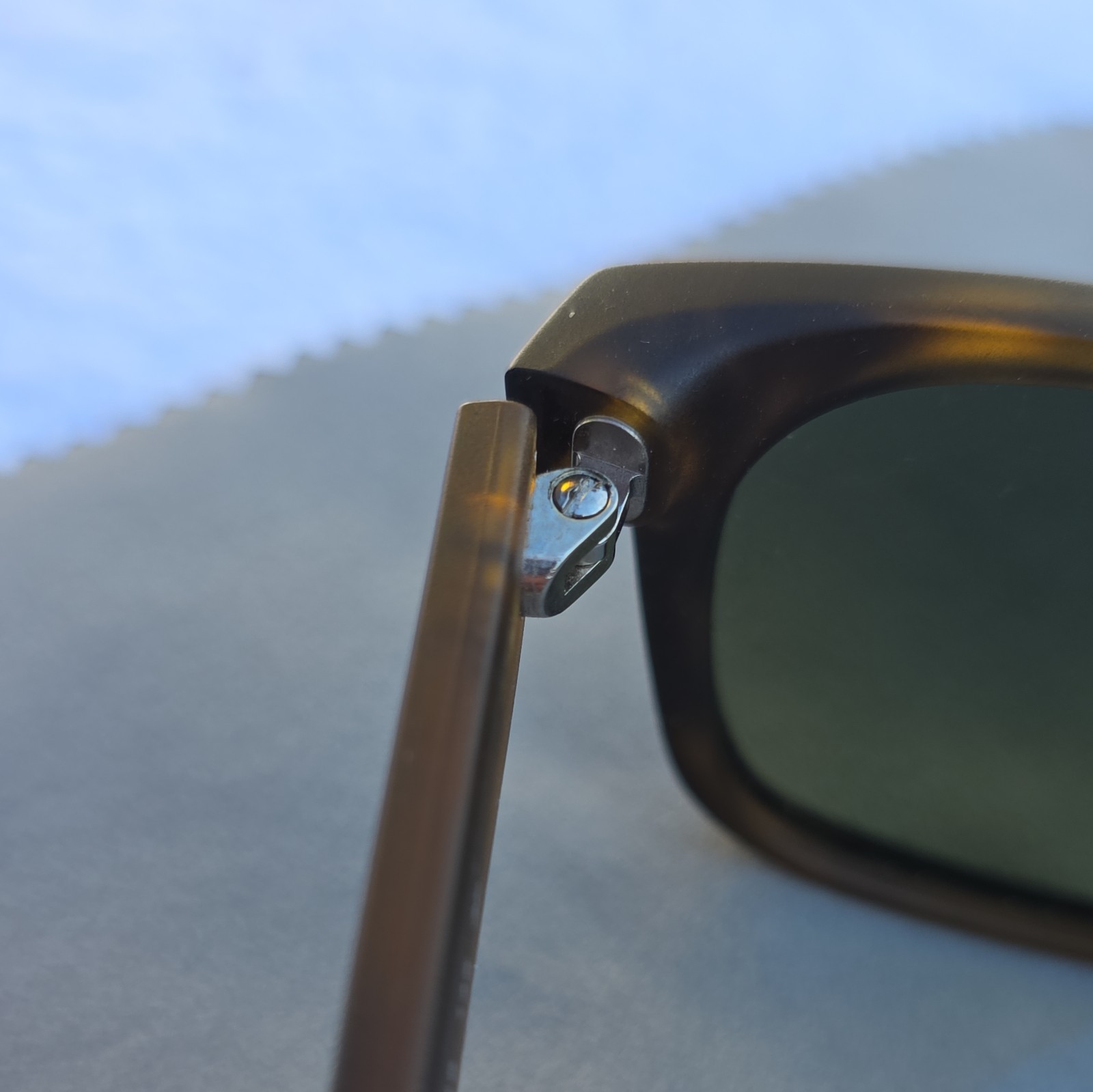 MINT Ray-Ban New Wayfarer Unisex Sunglasses, Polarized Lenses, Hardcase 👀 LOOK!