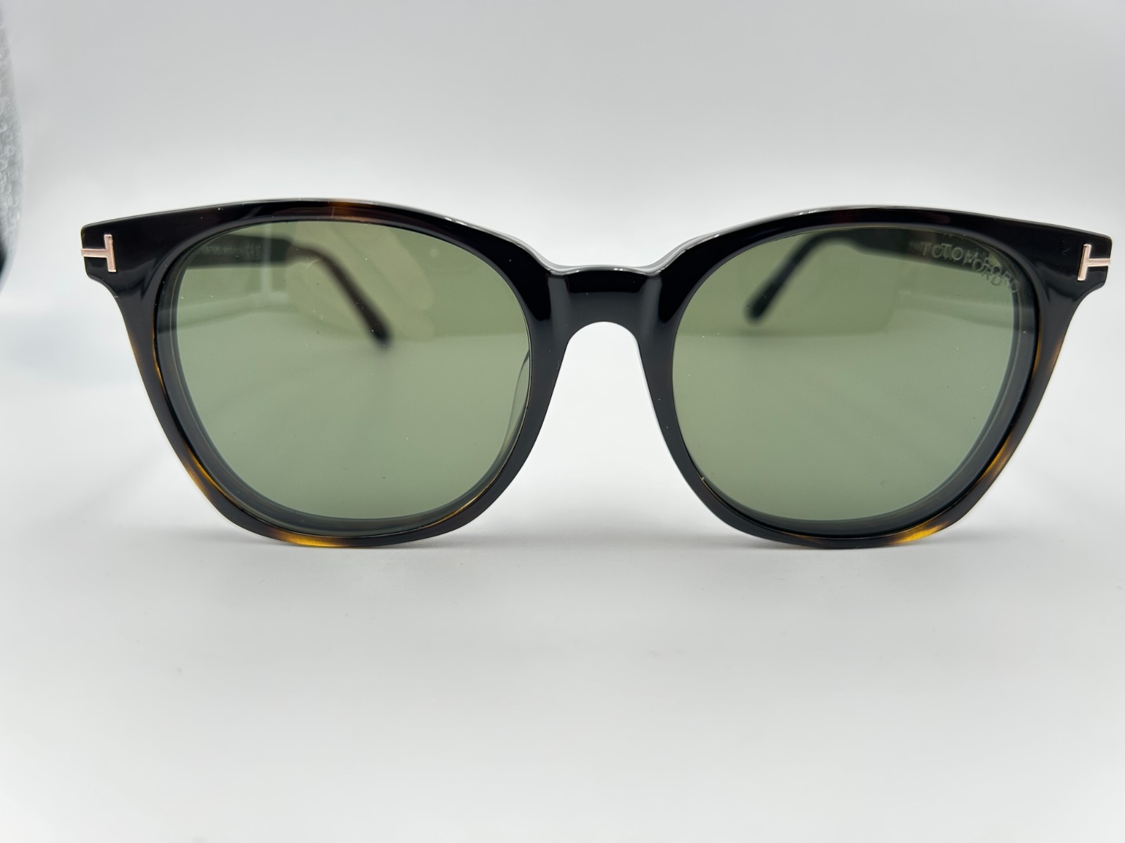 Tom Ford Sunglasses TF6052 D B 052 Tortoise Gray 55 Clip on Blue light