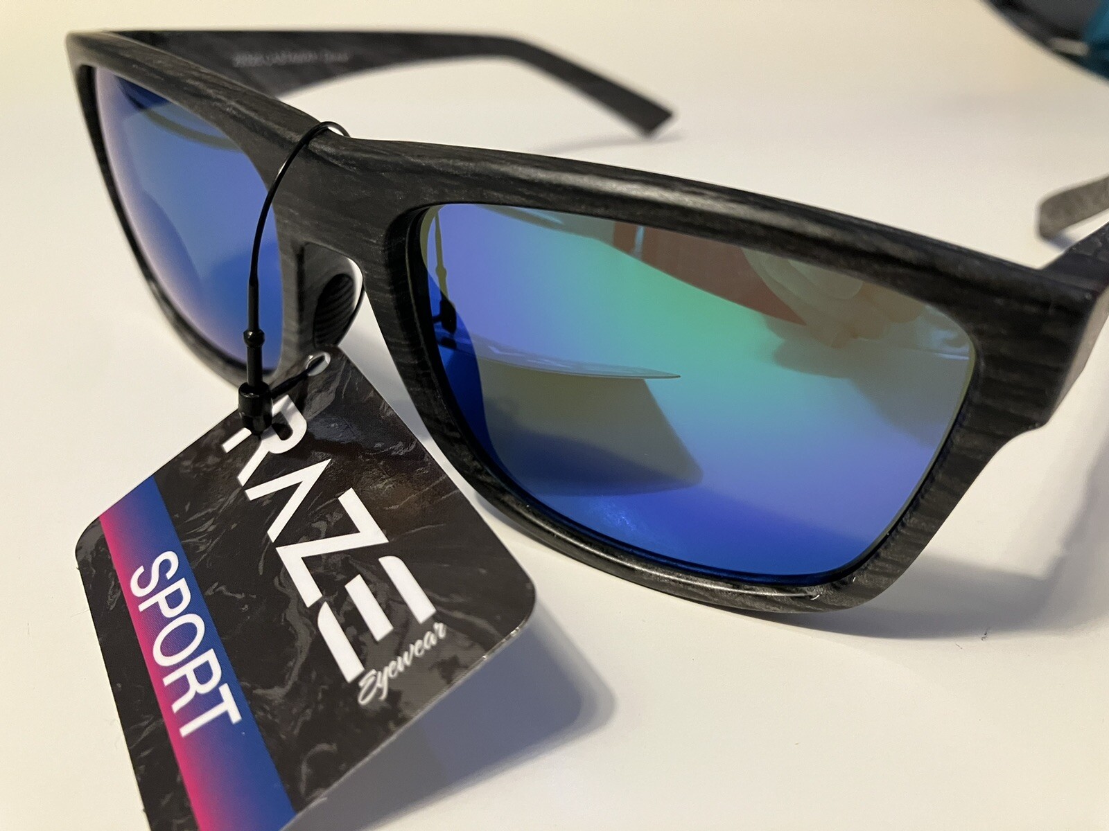 RAZE Eyewear Sunglasses Castaway Gray Wood grain Mirrored 29325 WM129