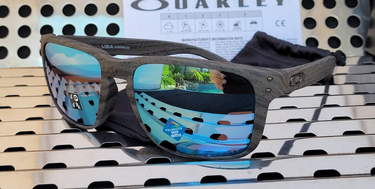 New Oakley HOLBROOK XL 9417-1959 Sunglasses Woodgrain / Prizm Deep h2o Polarized