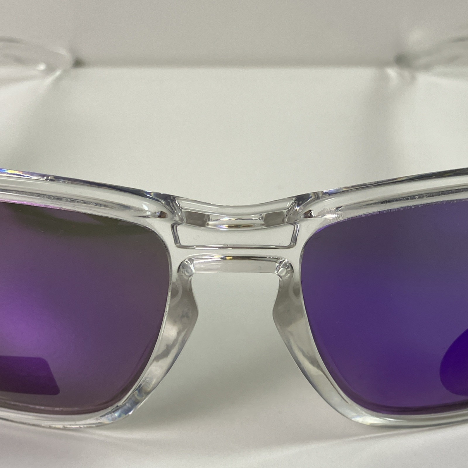 Hurley Men Polarized Sunglasses Clear Frame Purple Mirror Lens 58 mm Dune